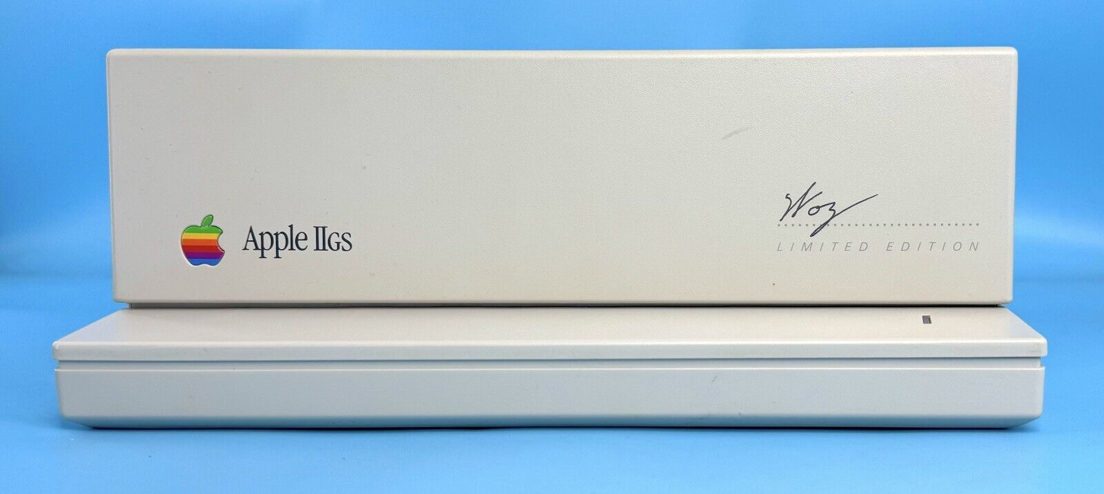 Apple IIGS ROM 03 1MB RAM with Woz Case Lid – A2S6000 ROM 3 – Tested & Working