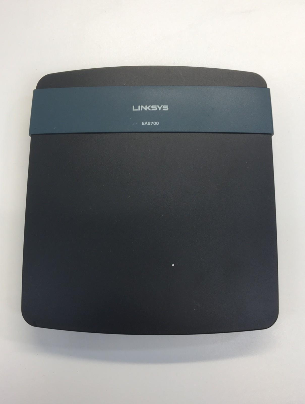 Linksys EA2700 300 Mbps 4-Port Gigabit Wireless N Router 