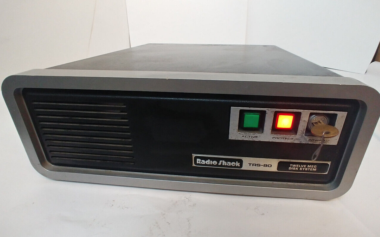 Rare Vintage Tandy Radio Shack TRS-80 Twelve 12 Meg Disk System 26-4152 With Key