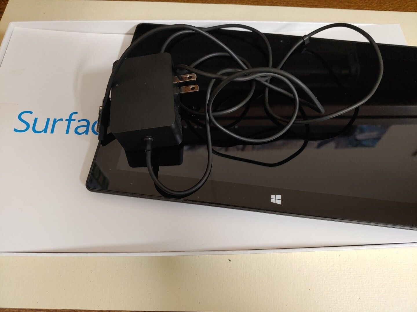 Microsoft Surface RT RT 64GB, Wi-Fi, 10.6in - Dark Titanium
