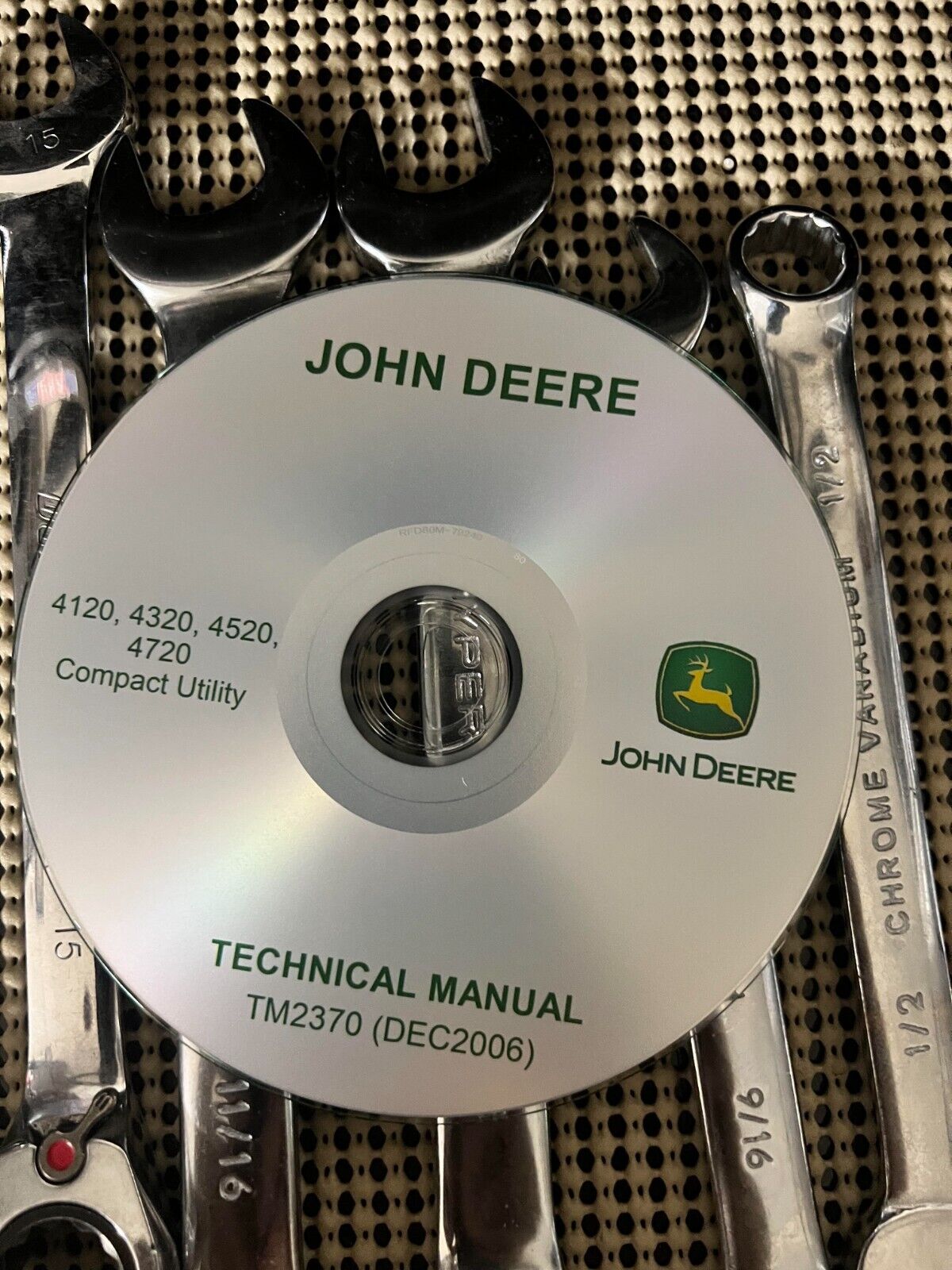 John Deere 4120 4320 4520 4720 With Cab Service Repair Manual CD TM2370