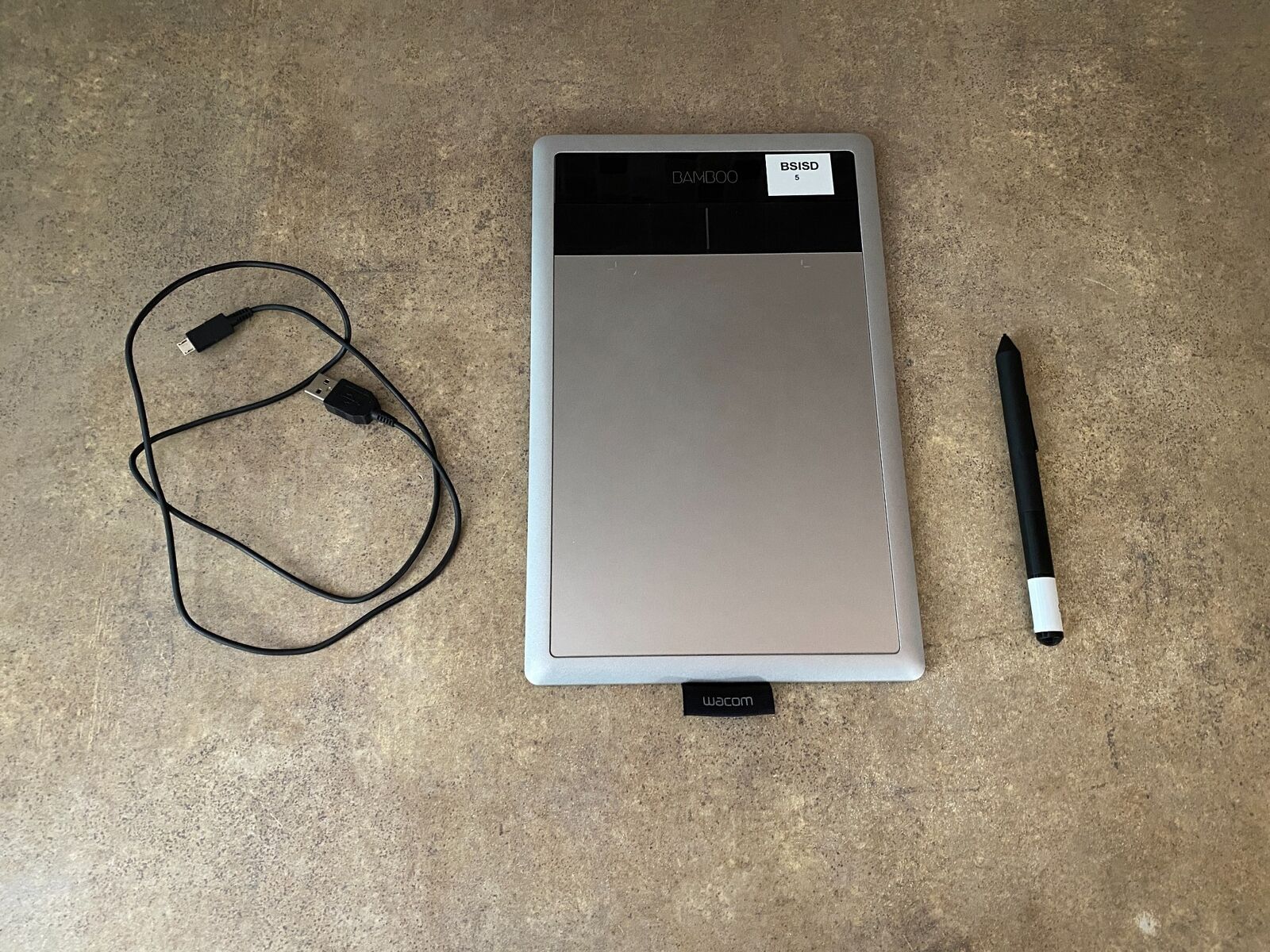 WACOM CTH470 BAMBOO CAPTURE PEN AND TOUCH TABLET URUT-36