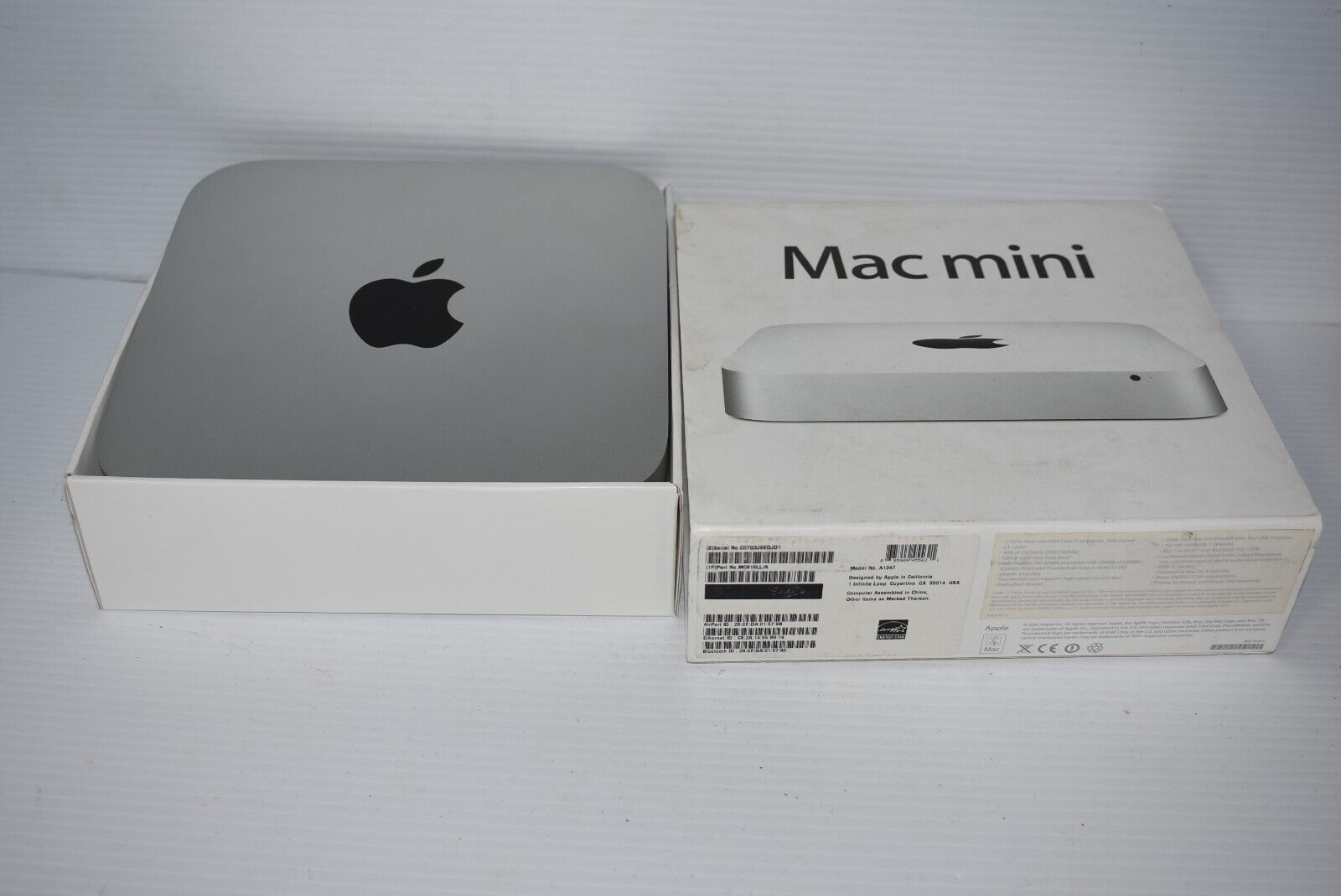 Apple Mac mini MC816LL/A 4GB DDR3 500GB HDD Core i5 Radeon HD 6630M Thunderbolt