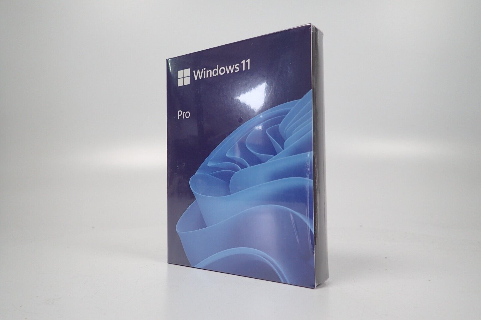 Brand New Microsoft Windows 11 Pro 64-Bit USB Flash Drive w/ Product Card Sealed