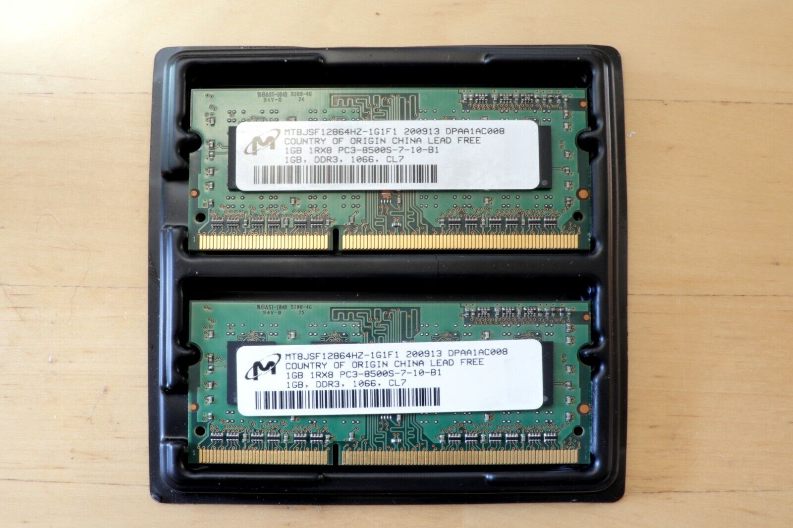 Micron 2GB (2 x 1GB DDR3) 1Rx8 PC3-8500S 1066 mhz MEMORY RAM MT8JSF12864HZ-1G1F1
