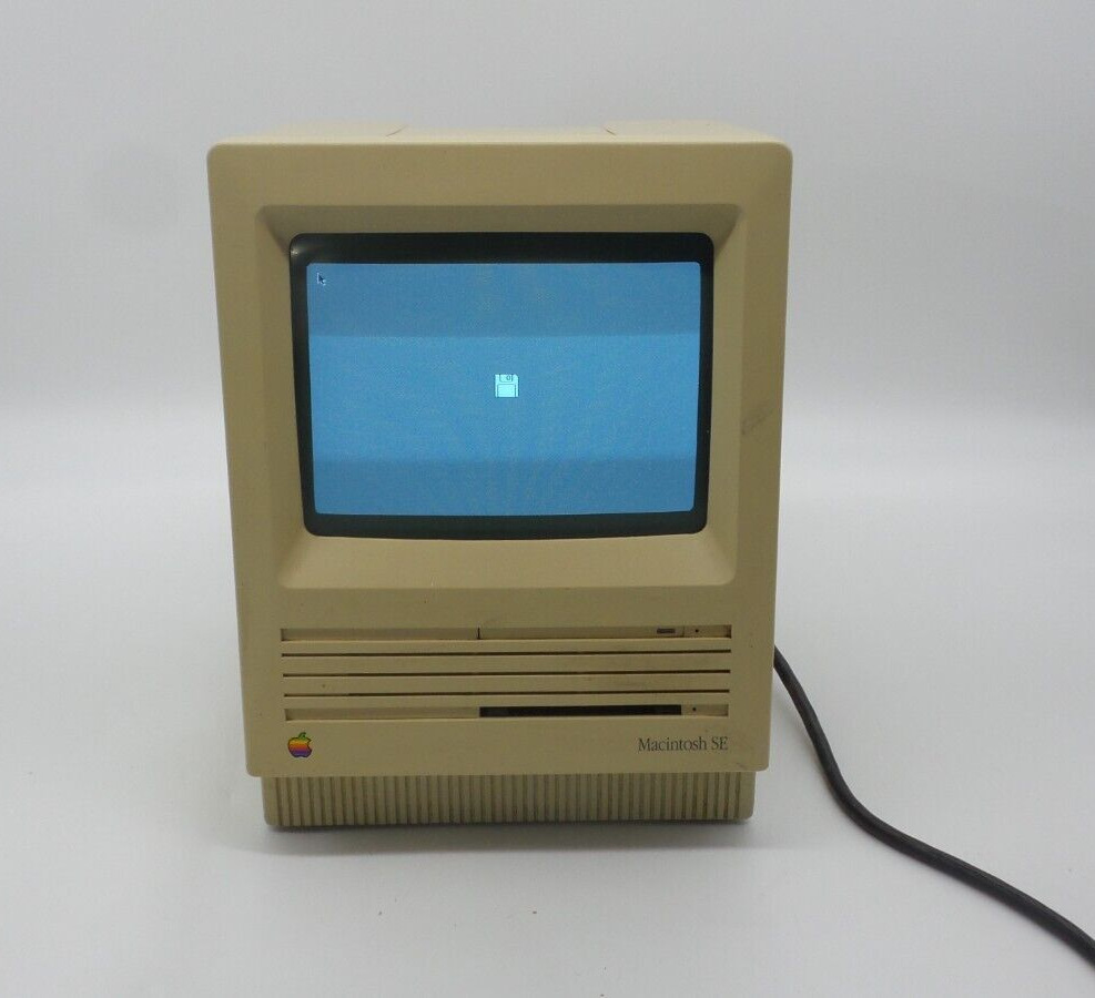 1986 Apple M5011 Macintosh SE Vintage PC - TURN ON Incredible Condition