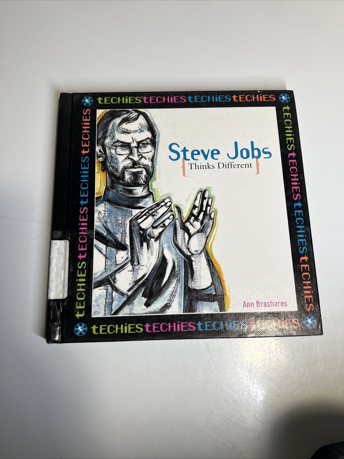Steve Jobs: Thinks Different 2001 Book Summarizing His Early Achievements