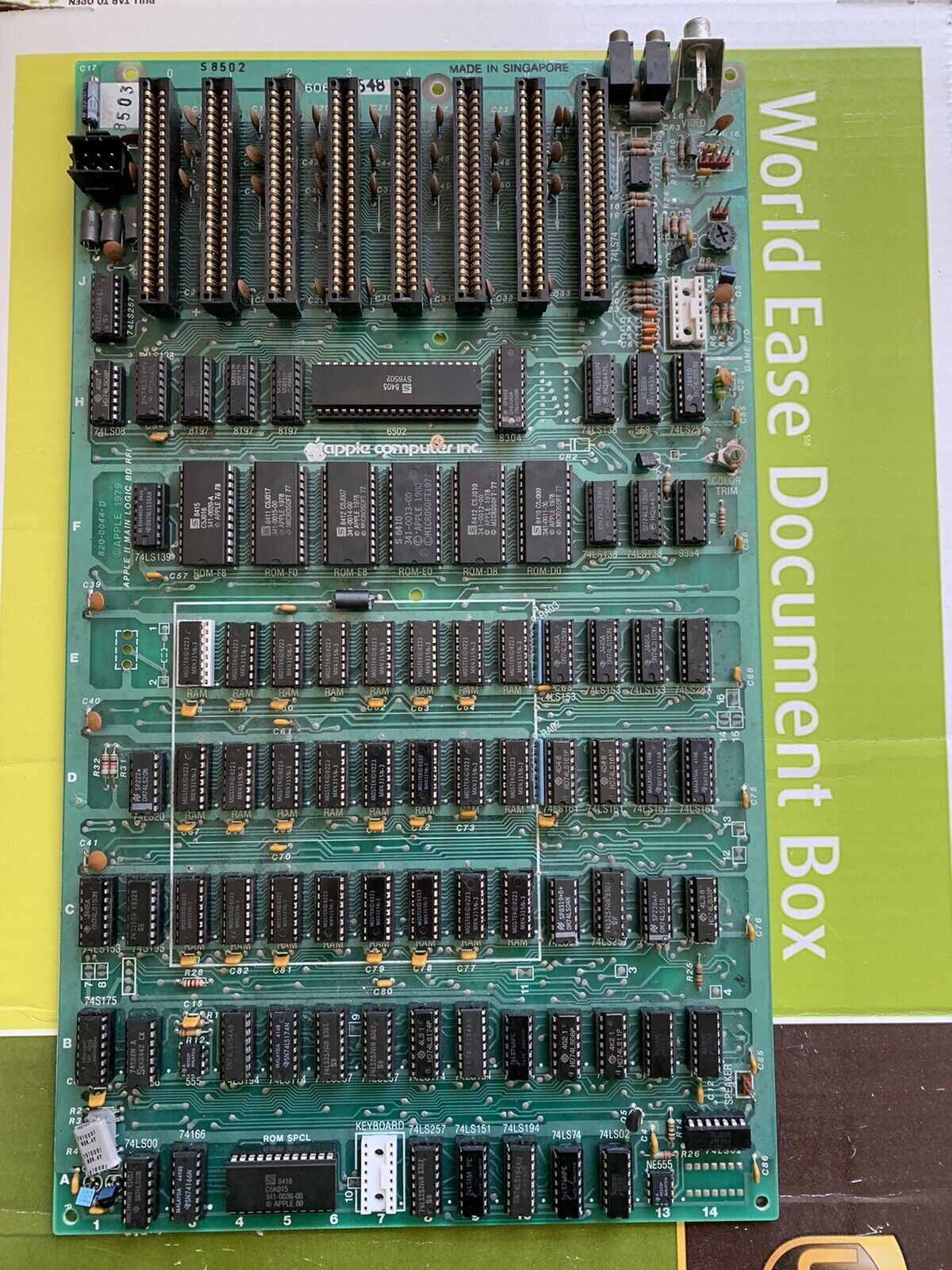 Apple II Plus motherboard 820-0044-D Tested, Working