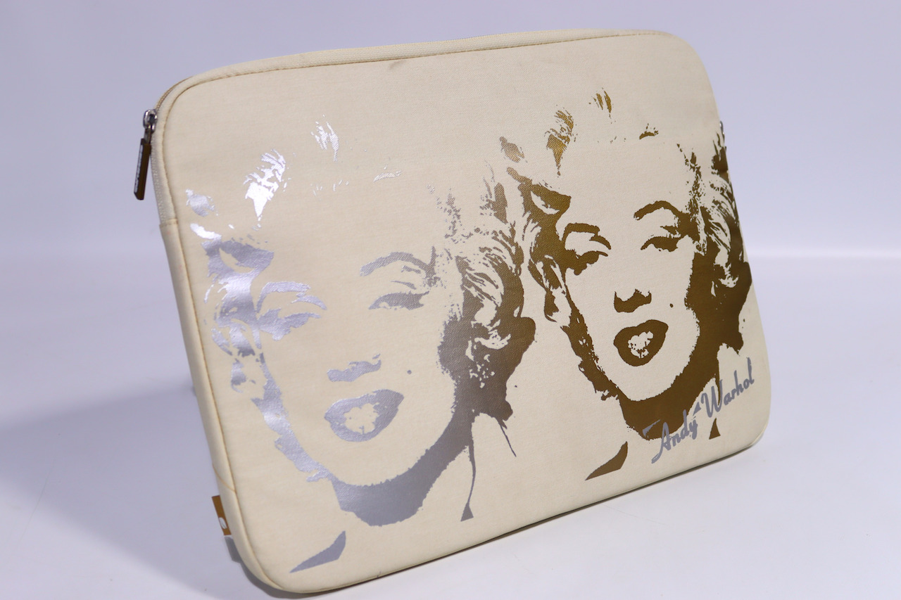 Andy Warhol INCASE Coated Canvas Padded Sleeve Marilyn Monroe 15\