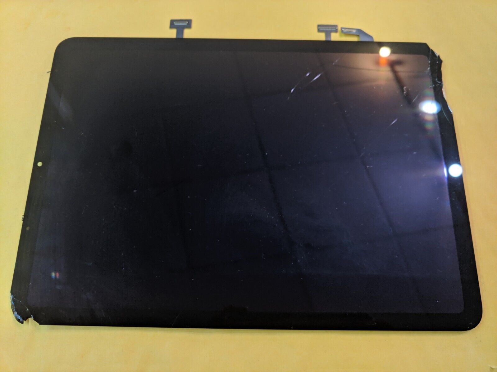 OEM Apple iPad Air 4 / Air 5 LCD Screen Assembly - Cracked Glass Good LCD/Touch