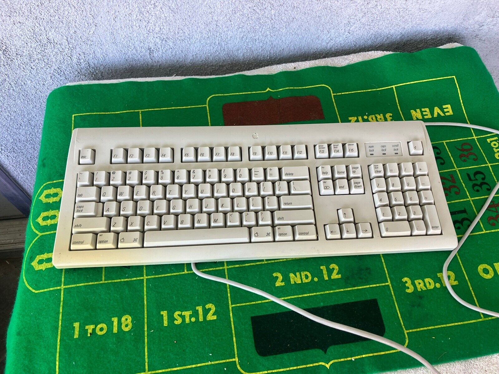 Vintage Apple AppleDesign Keyboard M2980 ADB for Macintosh Computer ESTATE