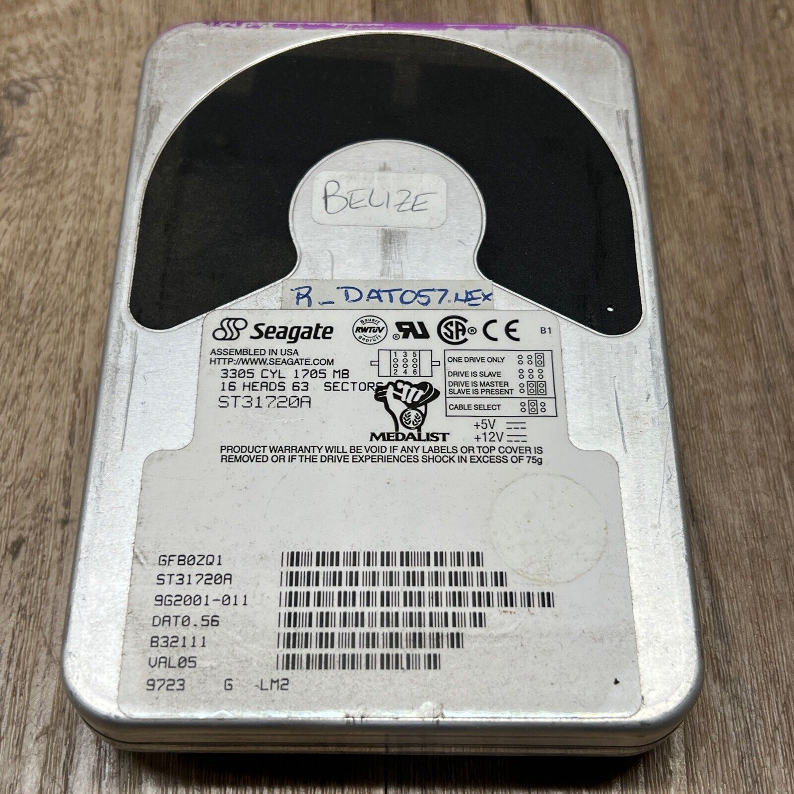 Seagate Medalist ST31720A Vintage Hard Drive 3305 CYL 1705 MB