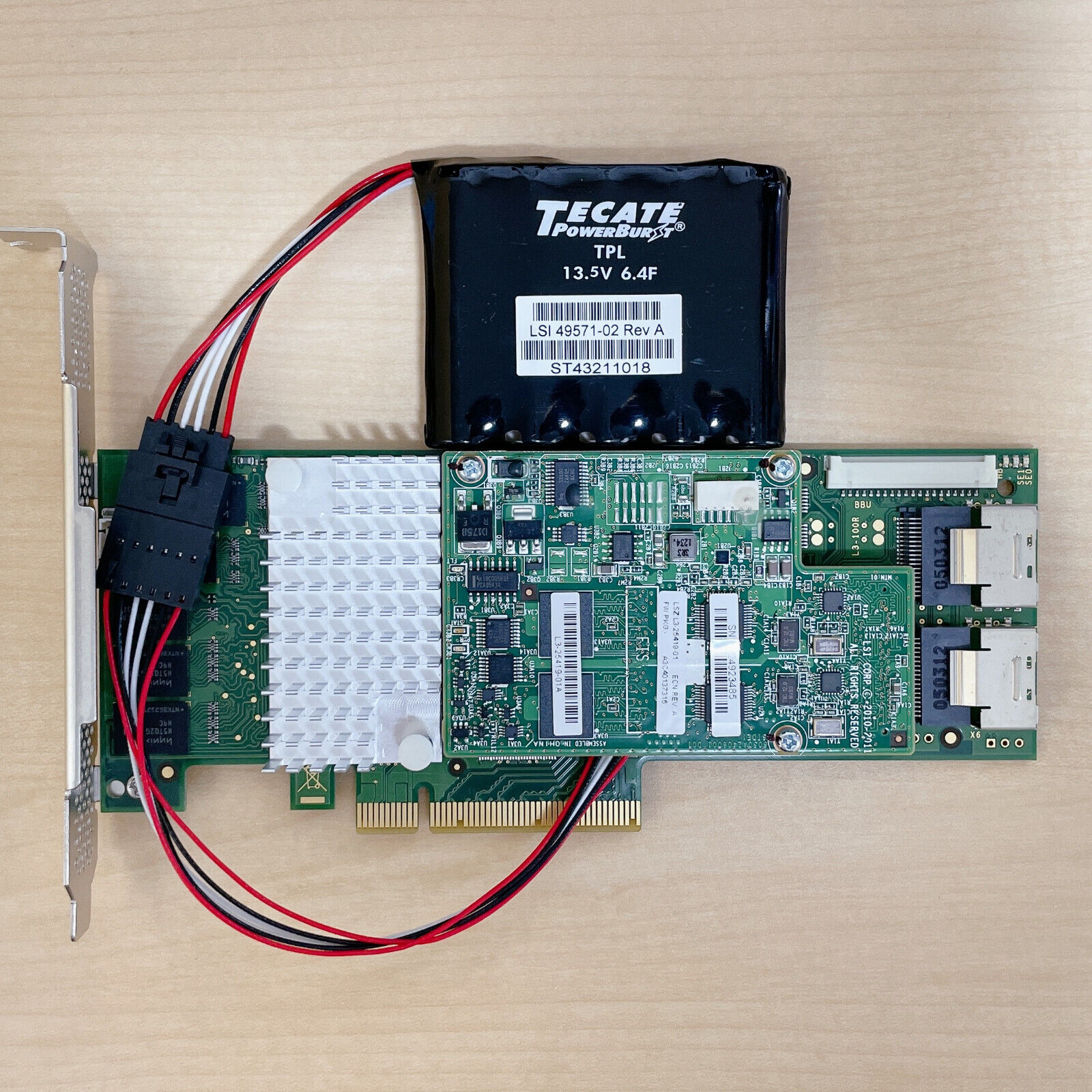 Fujitsu/LSI MegaRAID D3116-C26 PCIe3.0 RAID5/6 1GB+FBU Similar to SAS 9271-8i