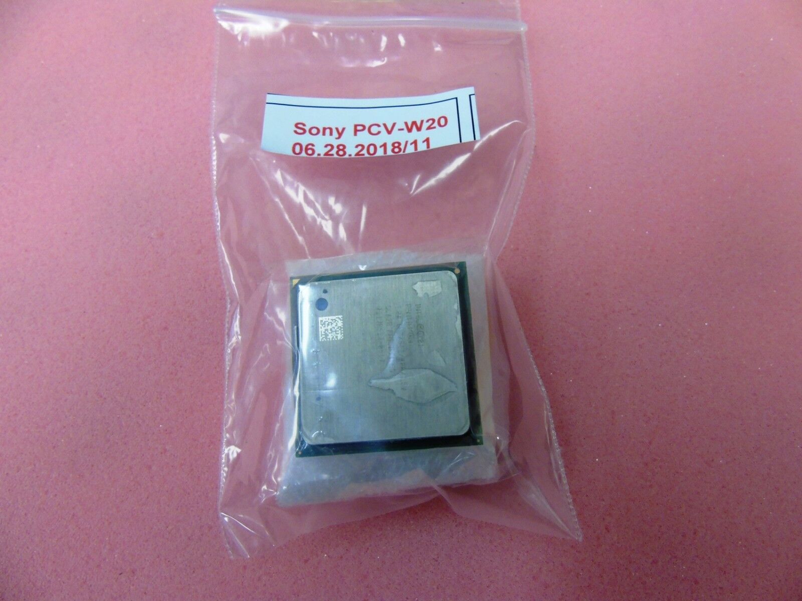 Sony Vaio PCV-W20 All-in-one Desktop SL62R - 1.80GHZ Pentium 4 Processor  PCVW20