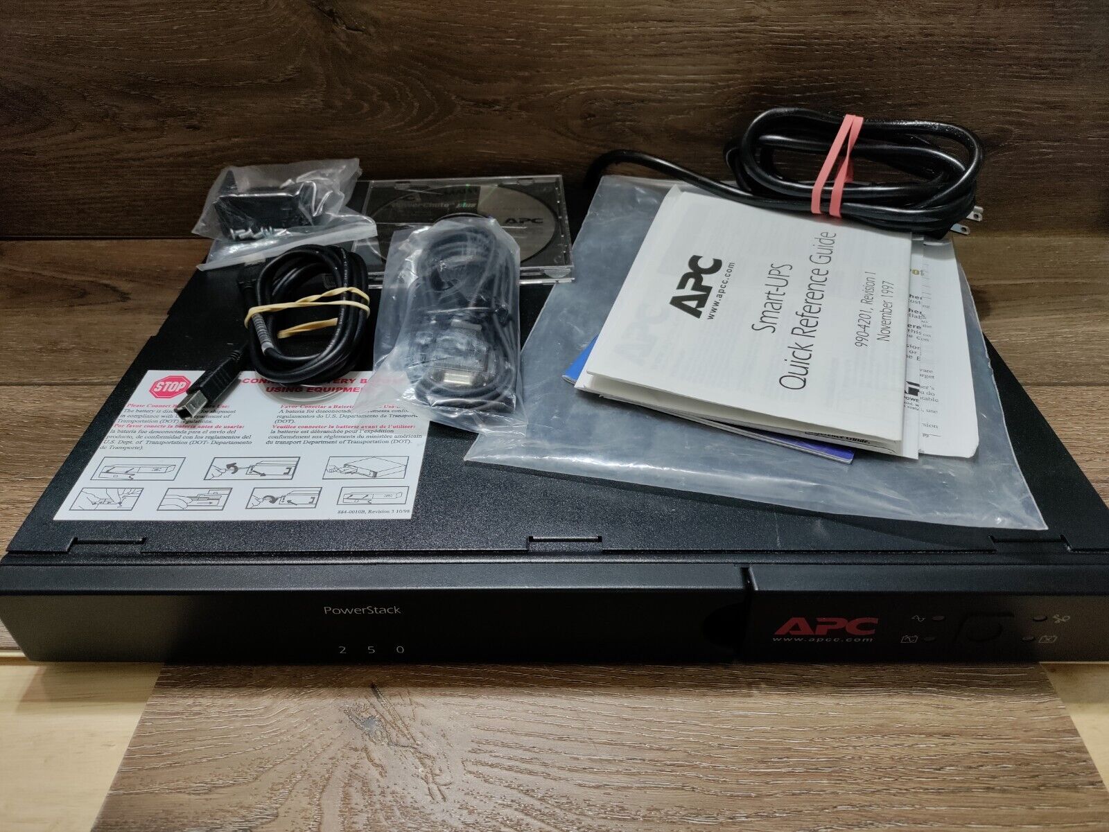 APC Power Stack 250 Complete With All Cables, Brackets, Instructions Etc.TESTED