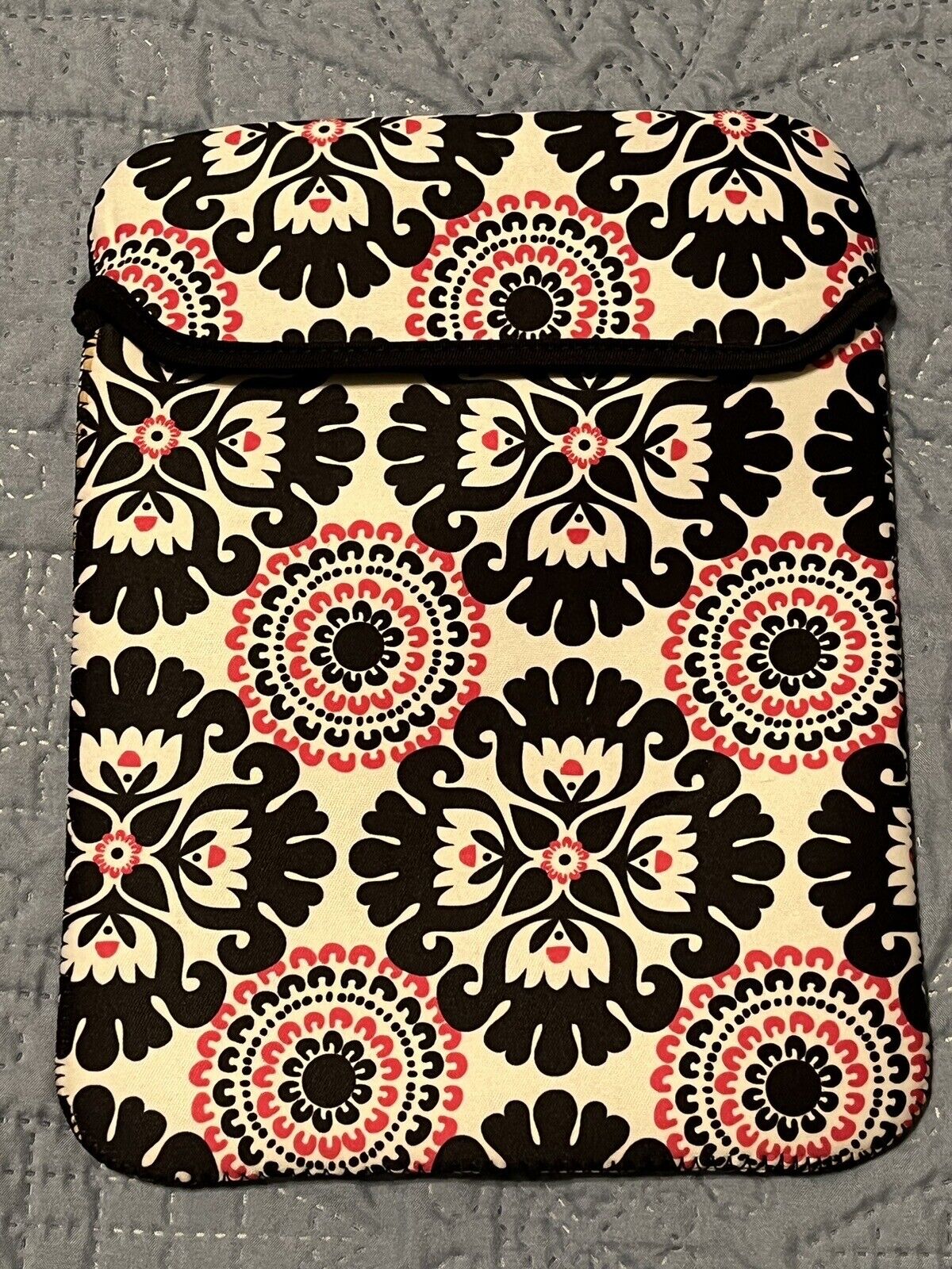 Thirty One Tablet Ipad Floral Patterned Case Cover Holder Sleeve Neoprene 31 EUC