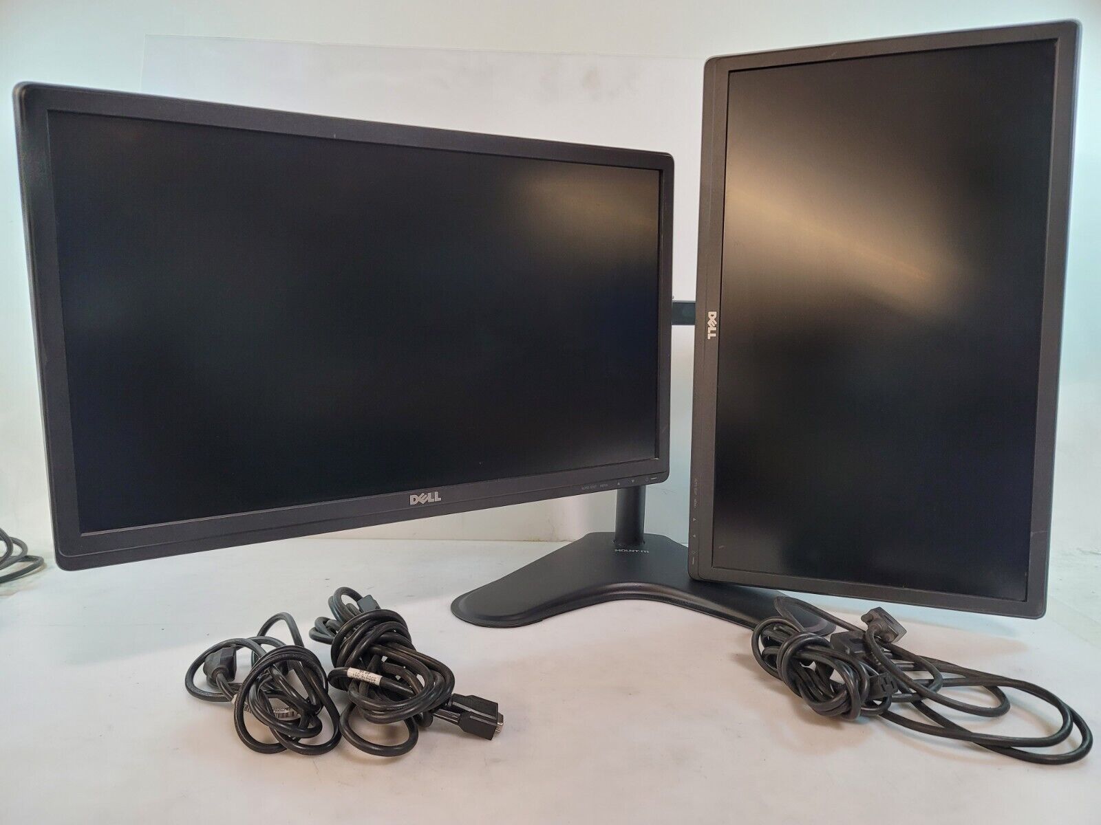 2x Dual Dell 24inch Business 1080p Gaming MonitorS W/ Dual Stand +Cables (Grd A)