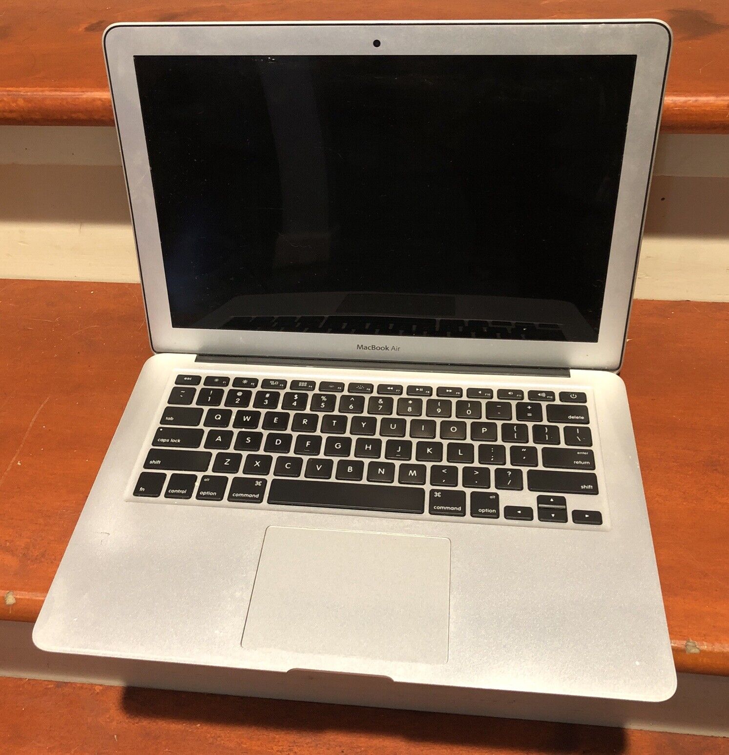 Apple Macbook Air A1466 13 inch Laptop - For Parts Sold As Is. Bad Screen.