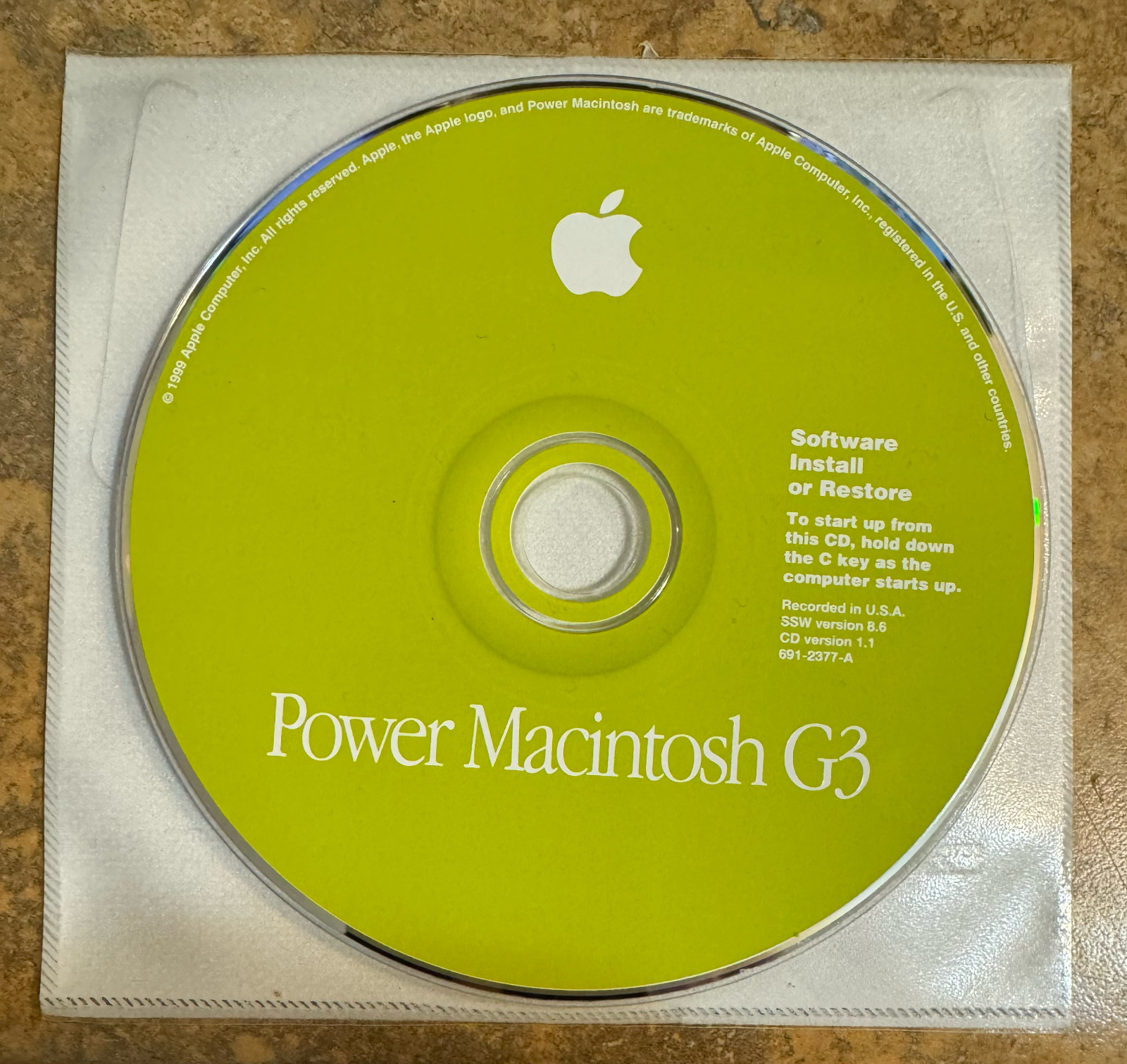 Apple Mac OS 8.6 Install CD BRAND NEW Works with multiple macs