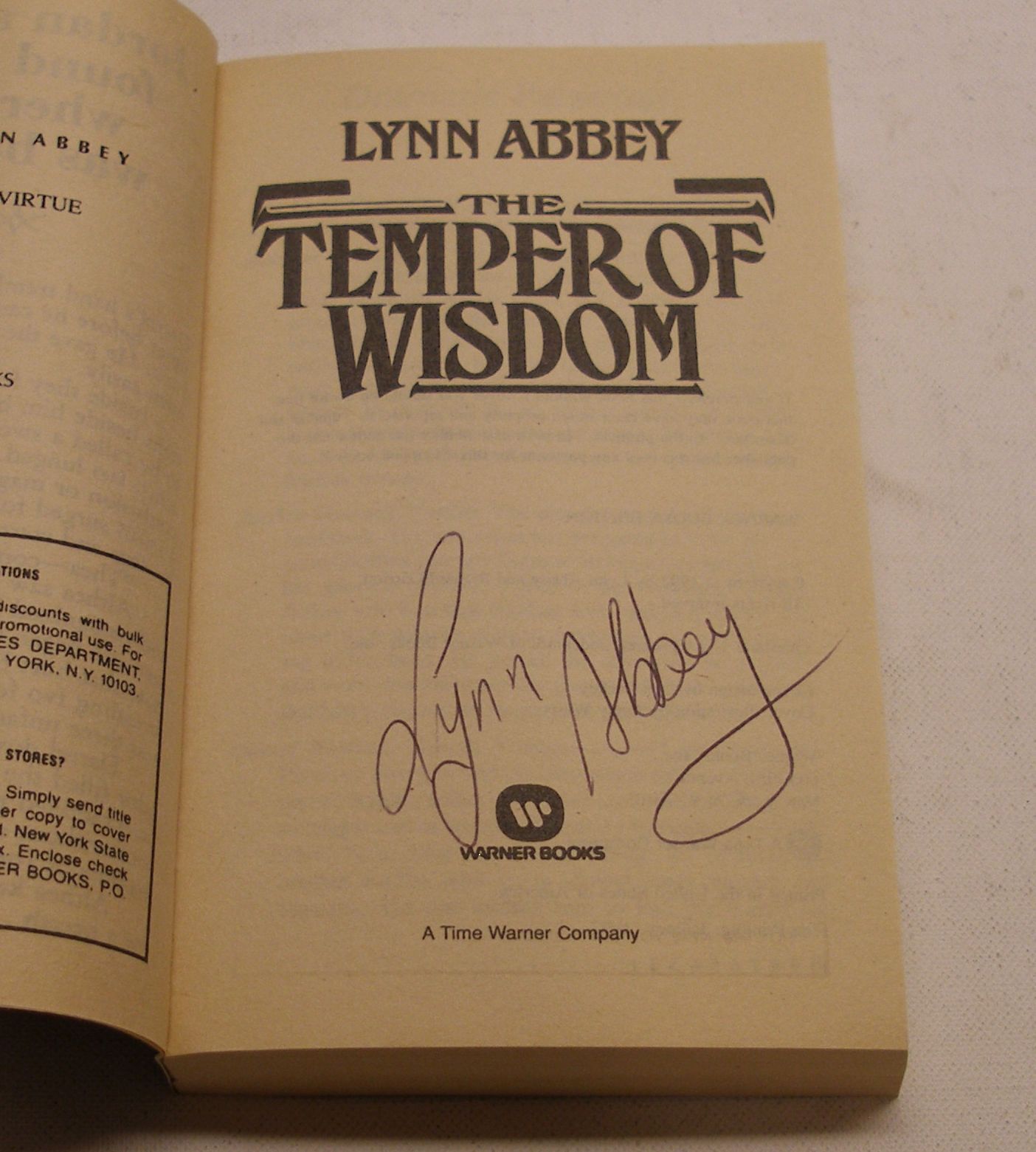 Ultima Saga #2 Temper of Wisdom Signed by Lynn Abbey