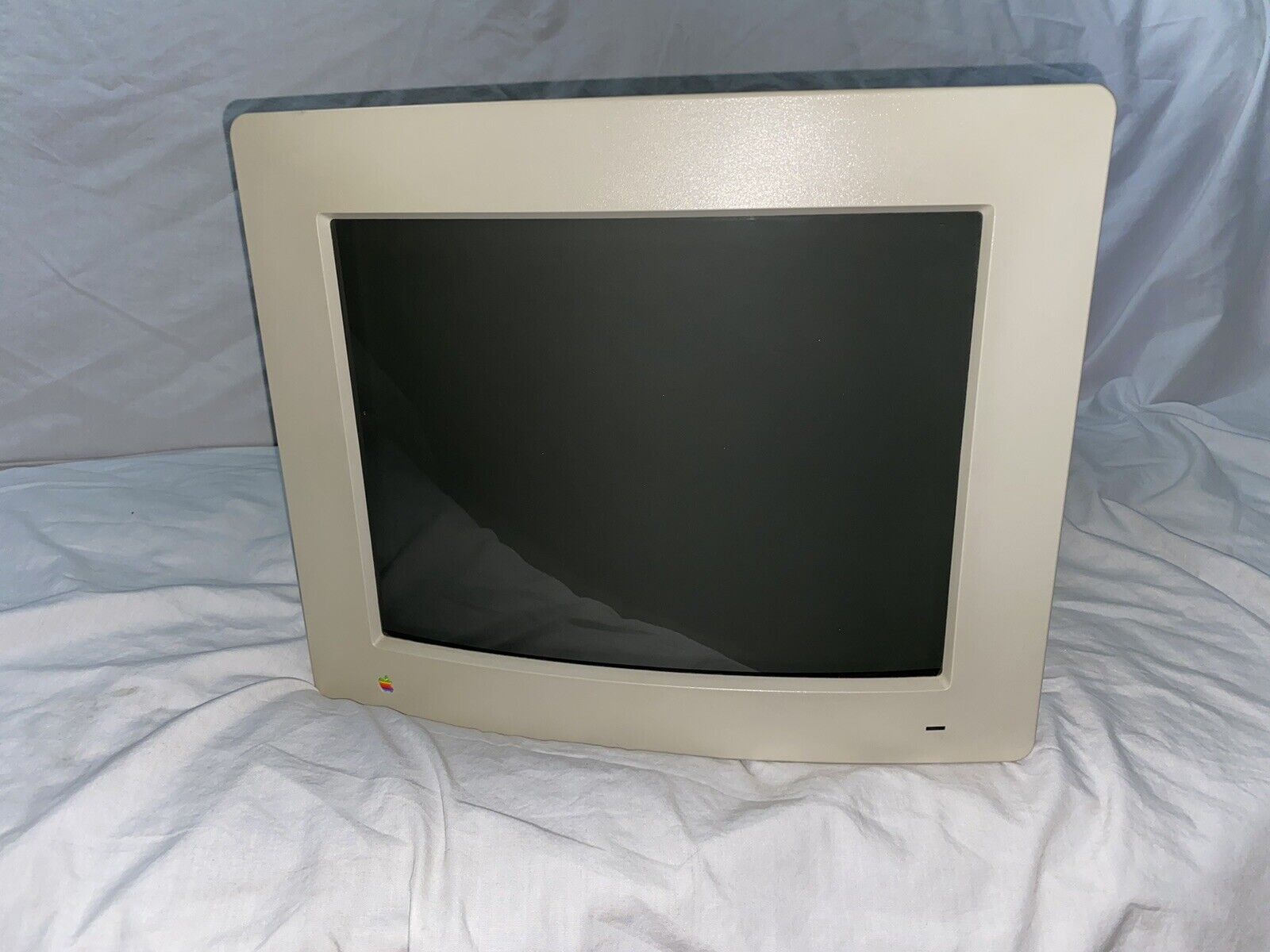 Apple Machintosh M1297 High-Resolution RGB CRT Monitor 1991 *POWER TESTED*