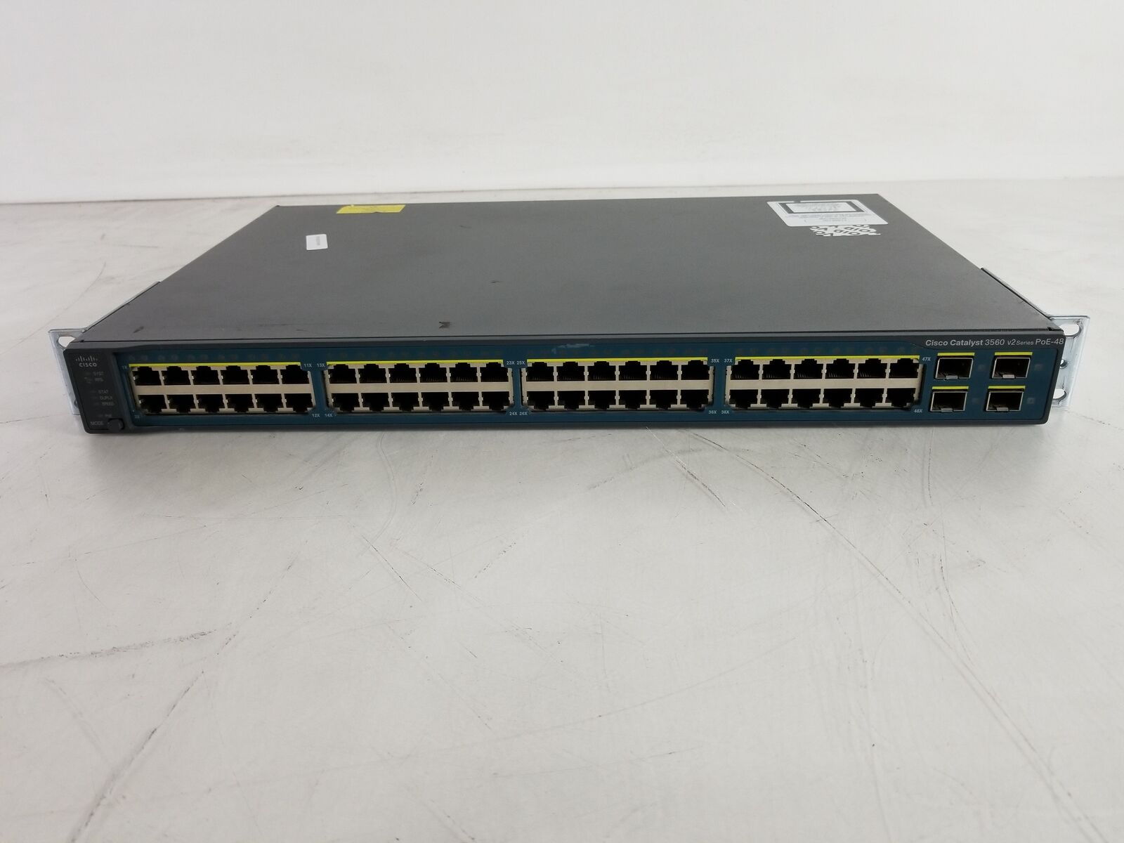 Cisco Catalyst 3560 v2 WS-C3560V2-48PS-S 48-Port Fast PoE Ethernet Switch