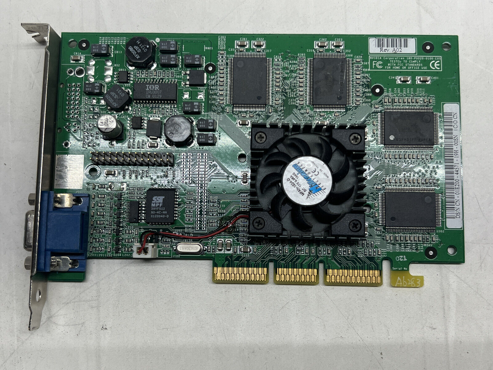 nVidia GeForce2 AGP 32MB Video Card 180-P0020-0100-E05