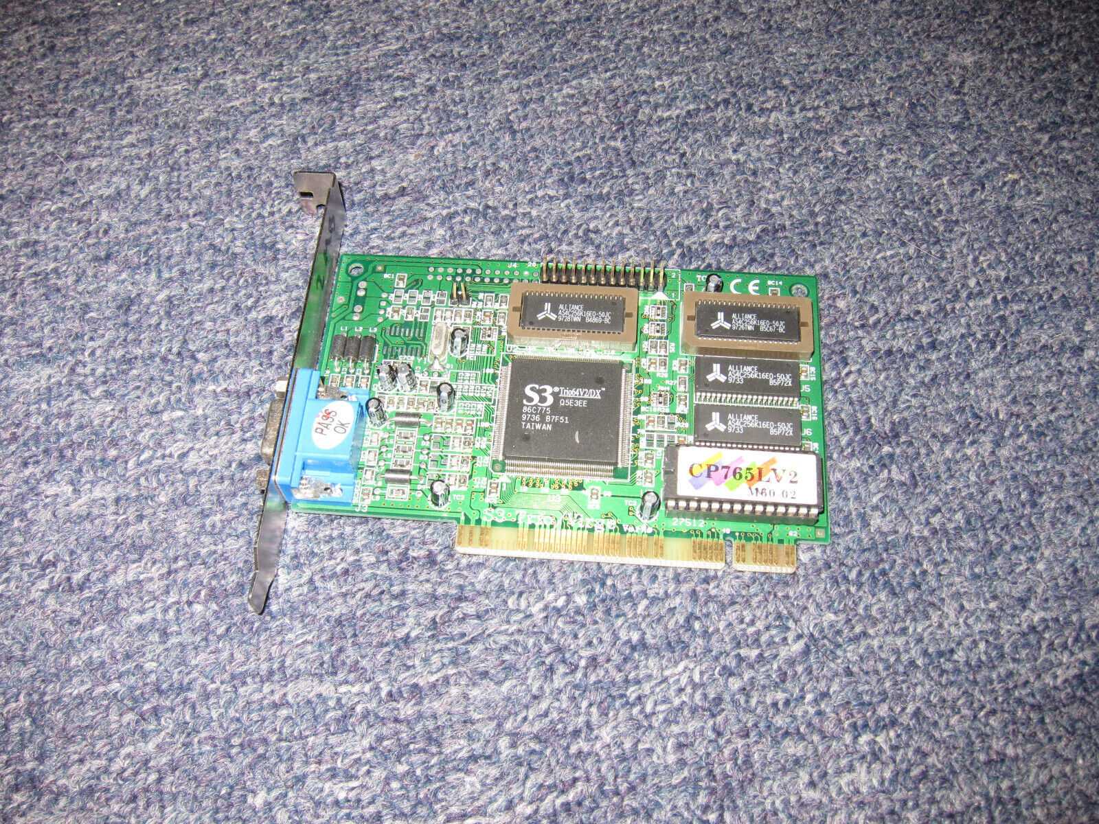 DataExpert CP765LV2 PCI Graphics Card (S3 Trio64V2/DX, 86C775, 2MB, 1997)