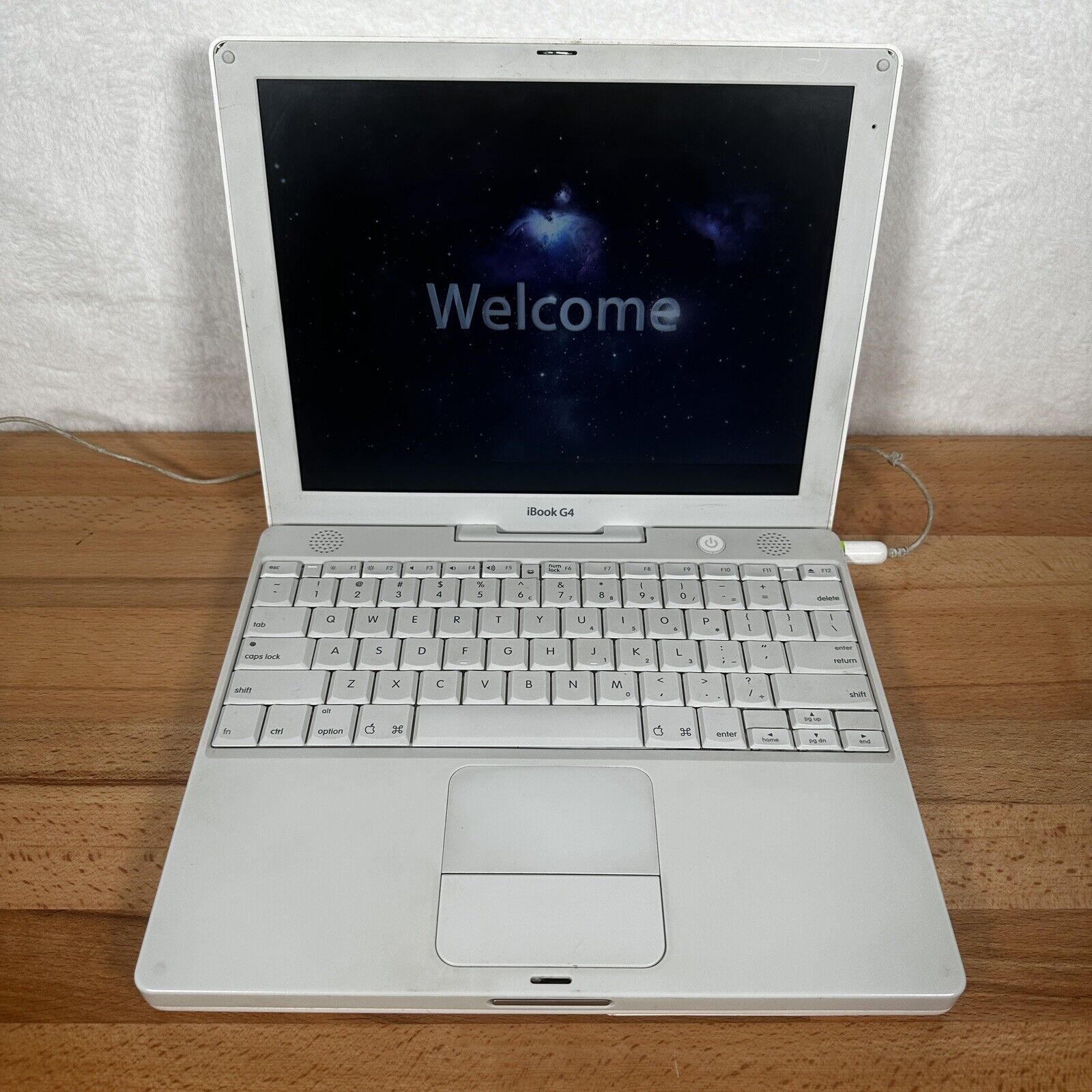Apple iBook G4 A1054 12\