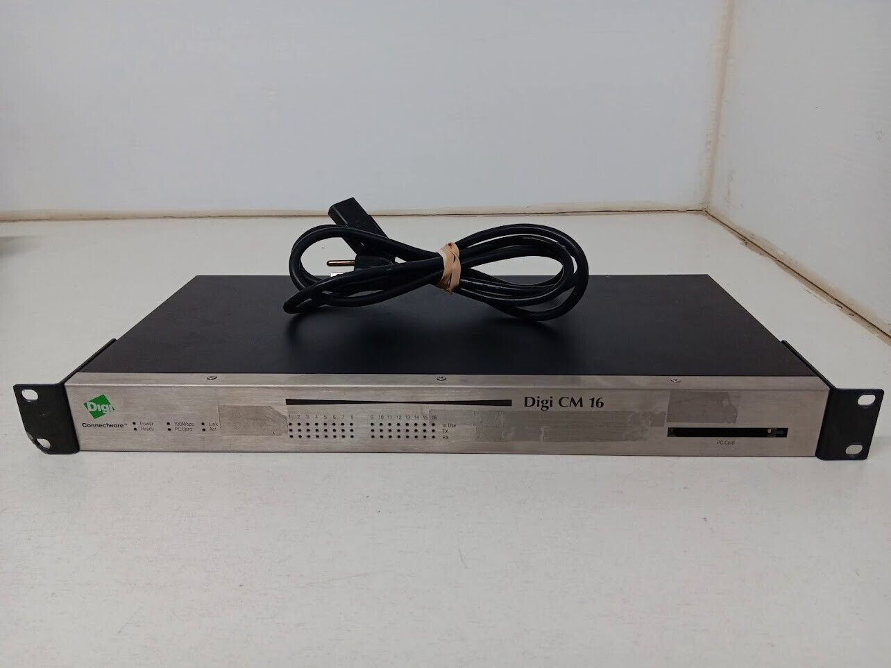 Digi Connections CM 16 1RU 16-Port Switch