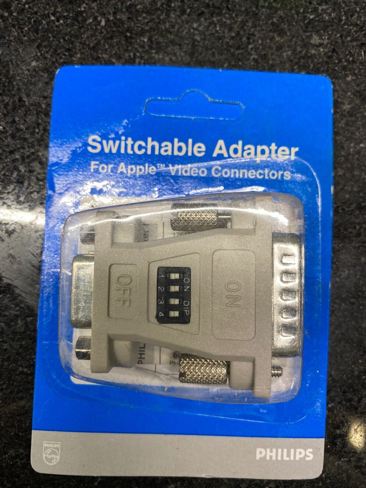 Philips 9AVMAC-074I Switchable for Apple Video Adapter NOS 