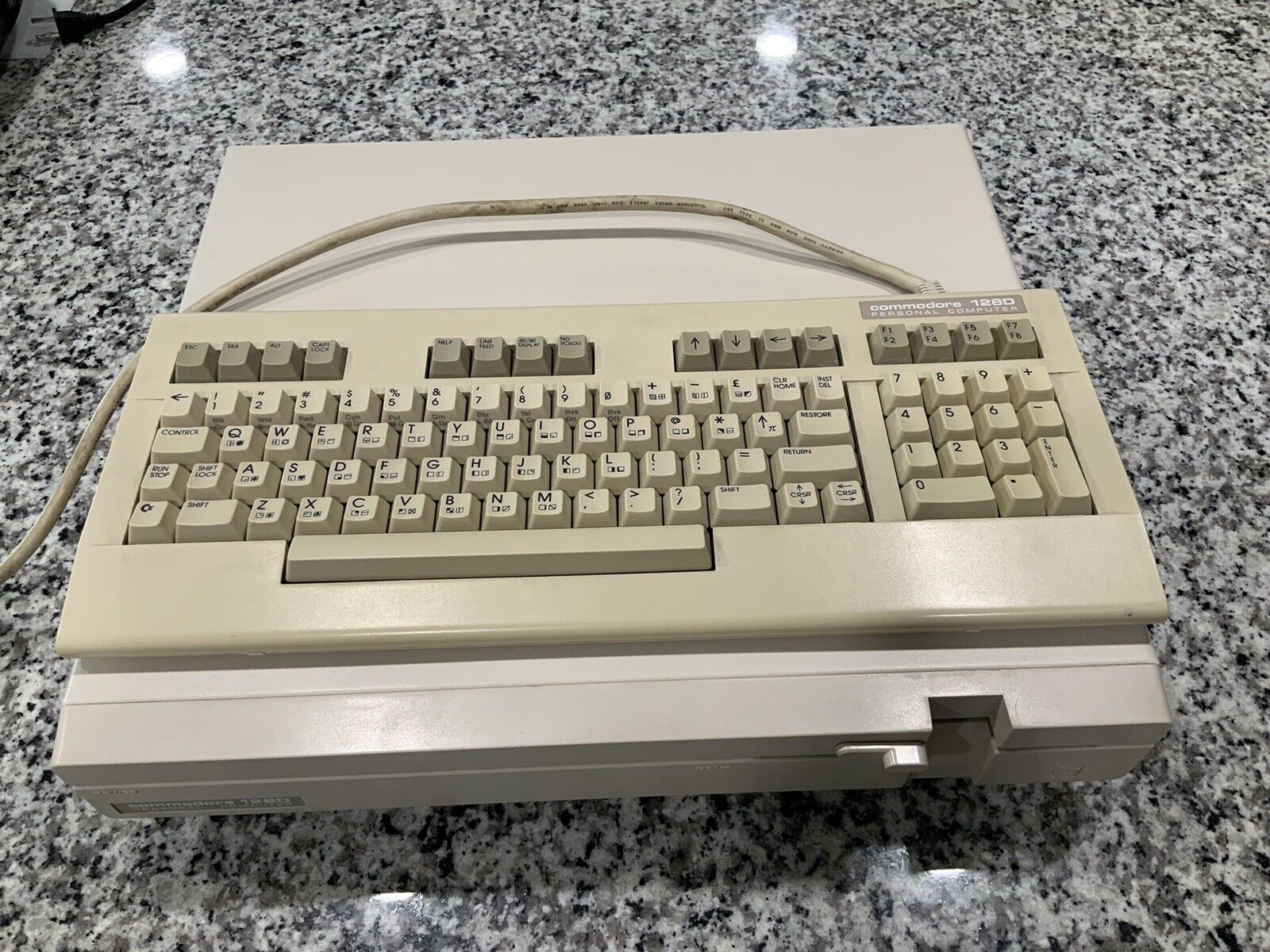 Commodore 128dcr Computer - W/JiffyDOS And Keyboard - Fully Working