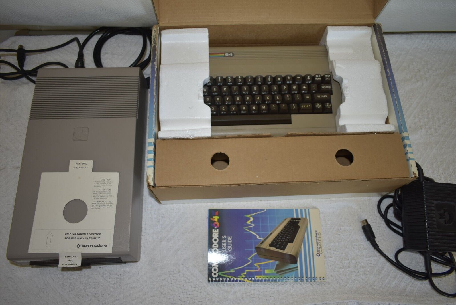 Commodore 64 Computer in Original Box 1541 Floppy Power Brick Cord User's Guide