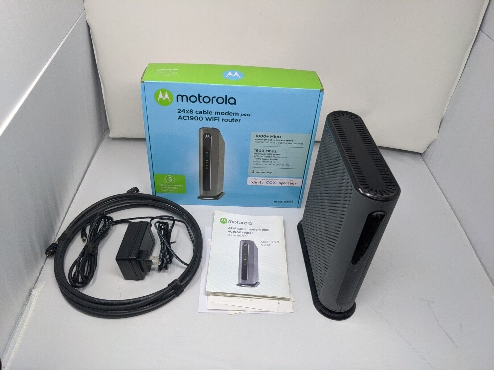 Motorola MG7700 AC1900 Dual-Band DOCSIS 3.0 Cable Modem Router Excellent Conditi