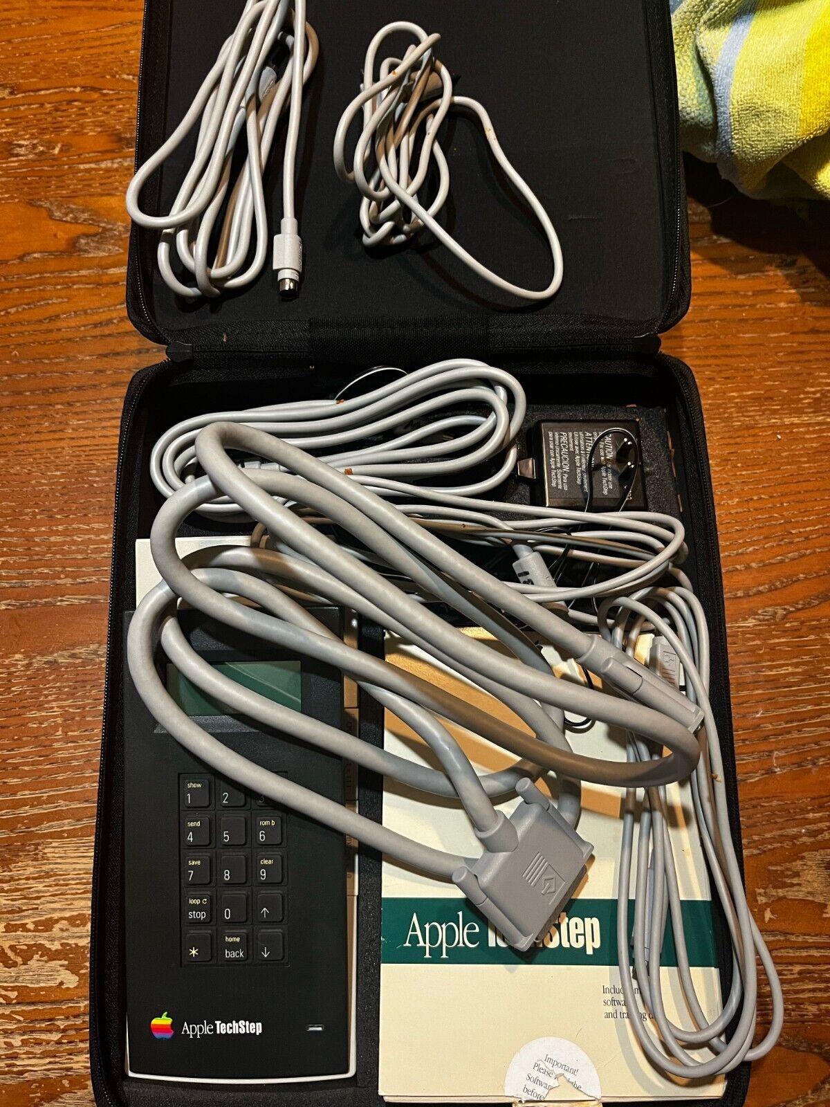 *Scarce* Apple TechStep Diagnostic Tool  Near Mint condition. Very hard to find.