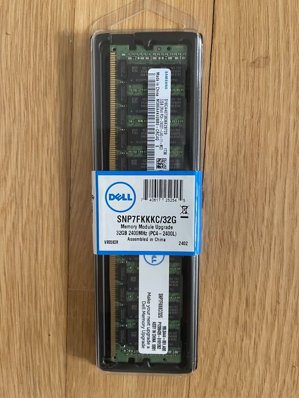 Dell Genuine 32GB SNP7FKKKC/32G PC4-1920 DDR4-2400Mhz 2Rx4 1.2v ECC LRDIMM