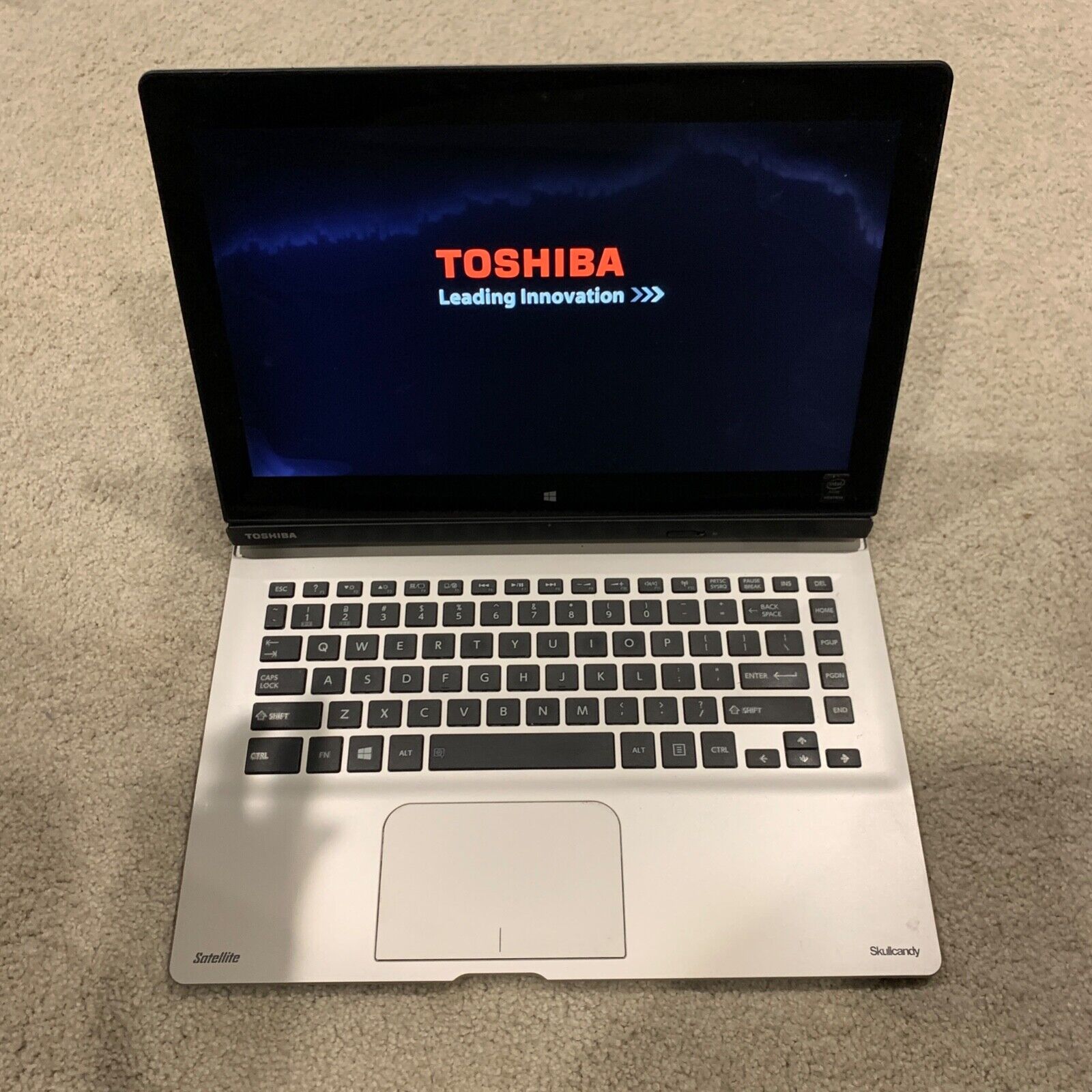 Toshiba Satellite Click 2 Laptop 2-in-1 Touchscreen NO HDD, 4gb FOR PARTS *READ*