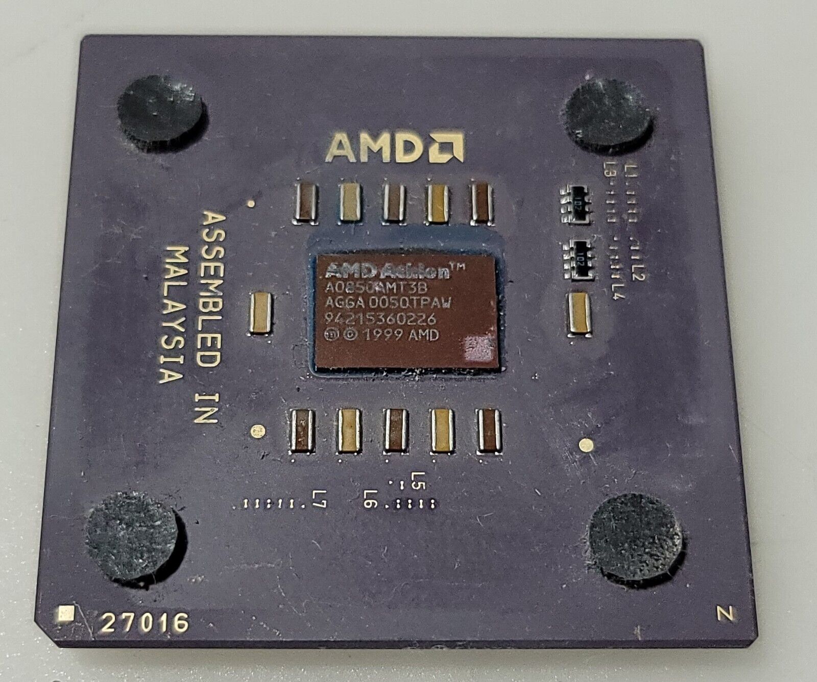 Rare Vintage AMD Athlon A0850AMT3B Ceramic Processor 1999