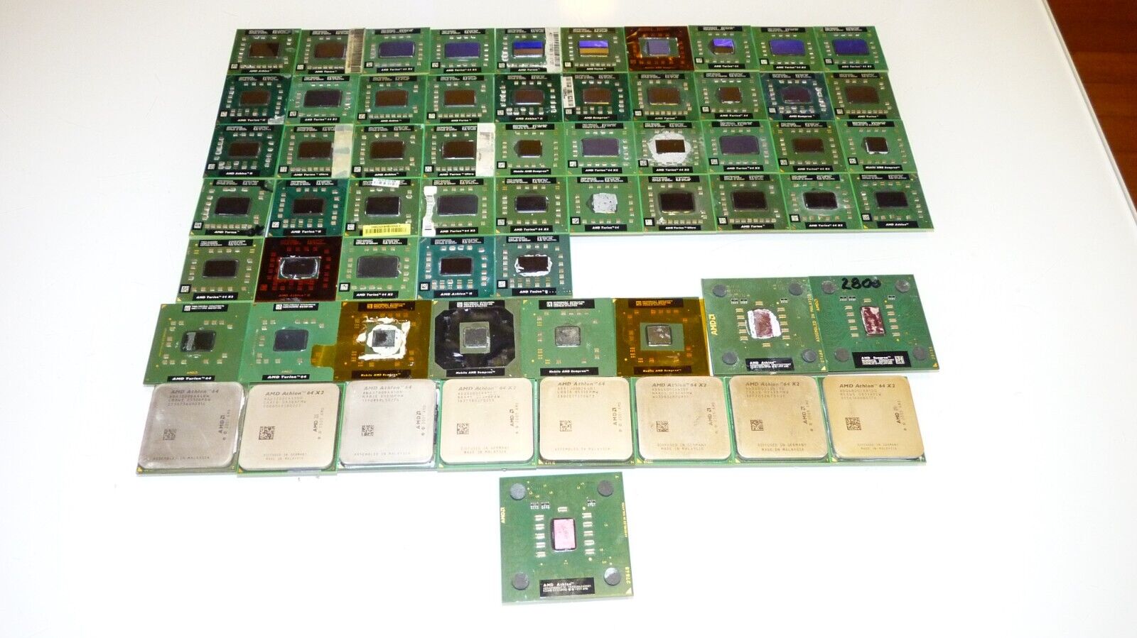 Lot Of 62 Pcs Amd Laptop And Deskop Processor Various Socket And Speed