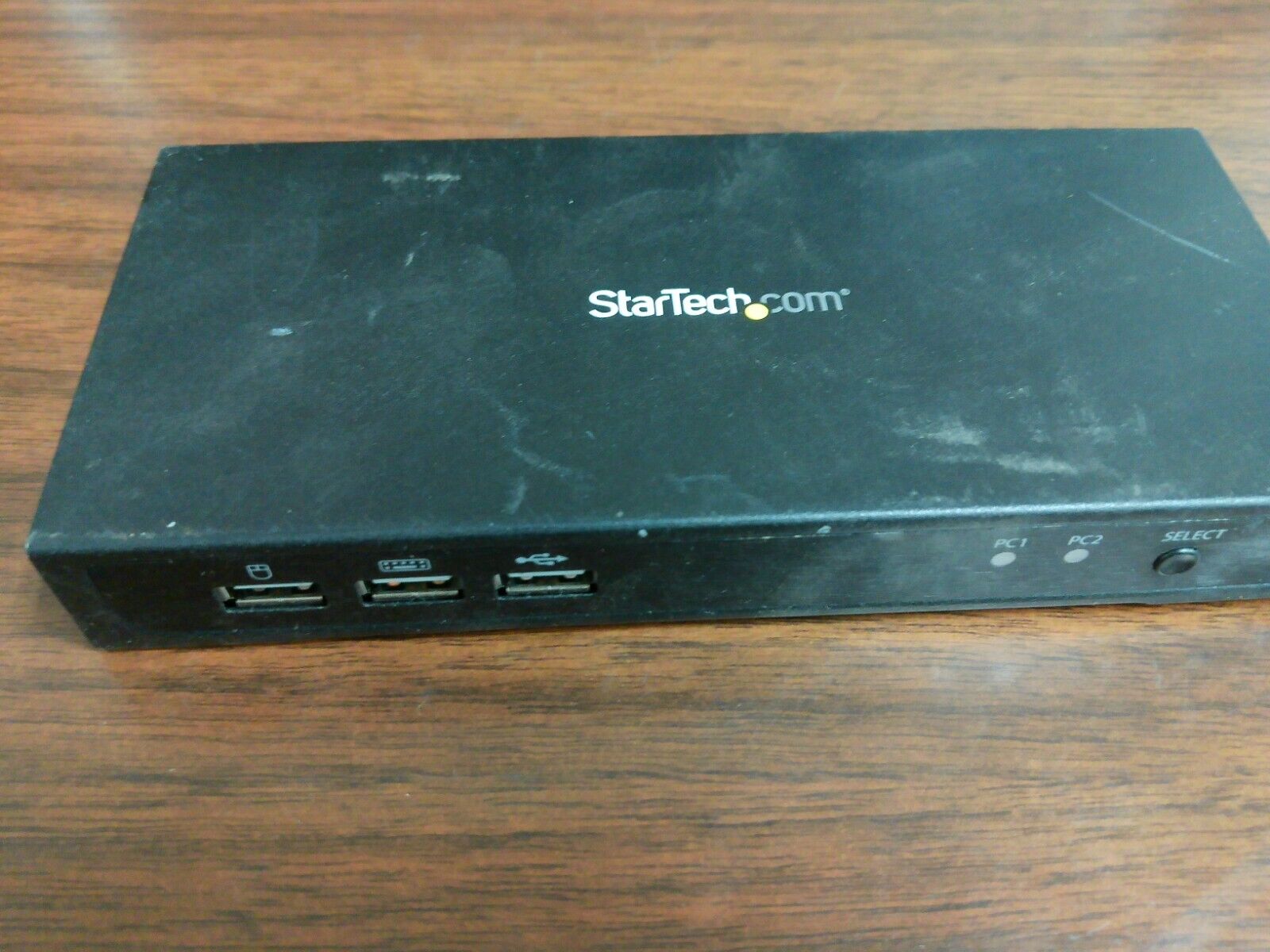 StarTech.com SV231DPU2 2-Port DisplayPort  KVM Switch