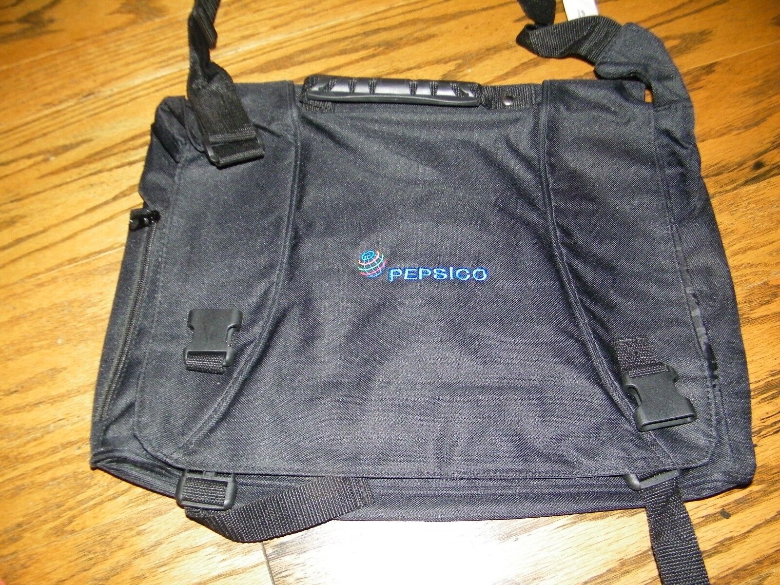 Pepsico Messenger Bag Laptop Bag with handle and strap Travelwell NWT Pepsi