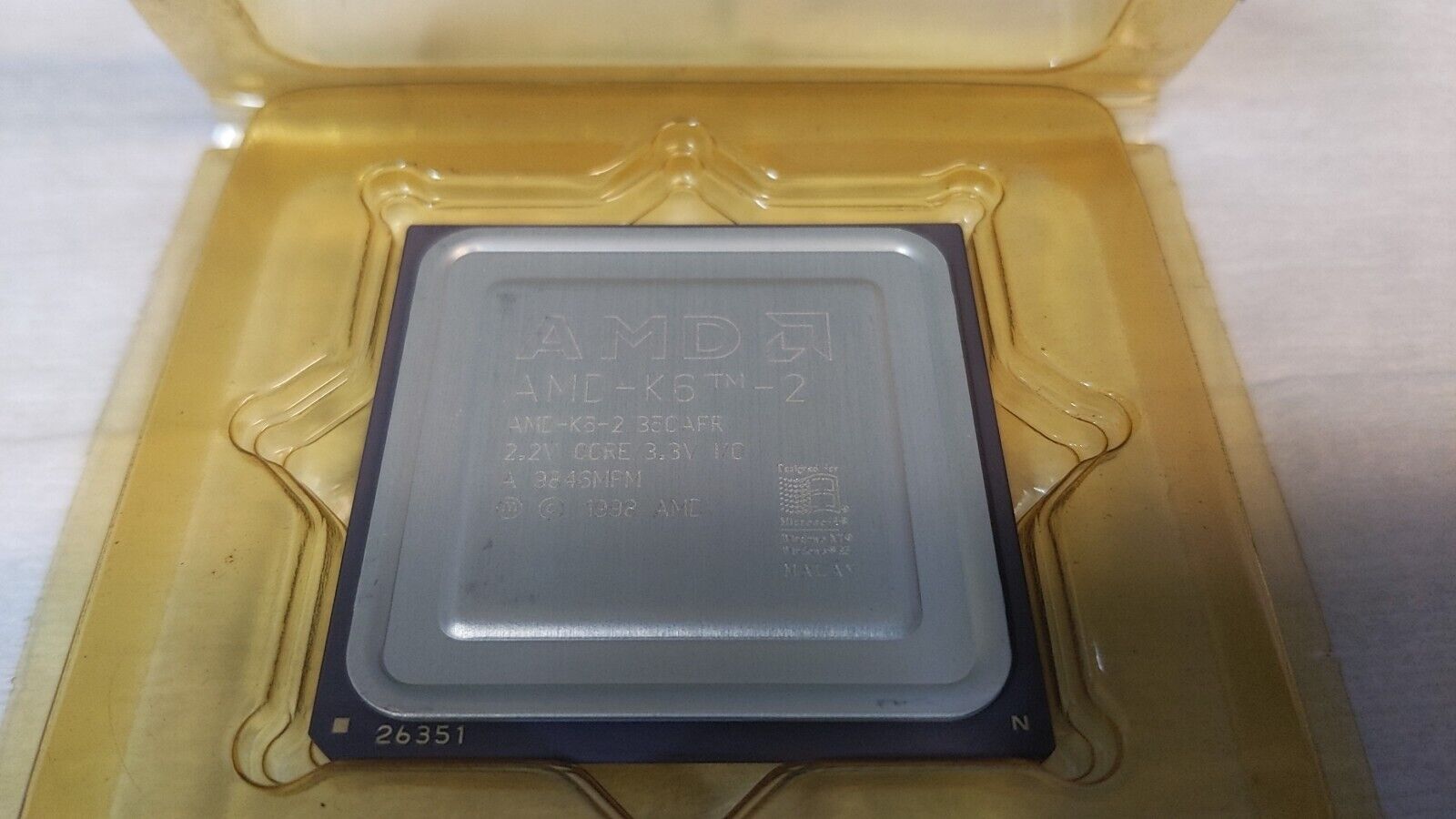 AMD AMD-K6-2/350AFR K6-2 350AFR 333mhz Socket 7 CPU  GOLD