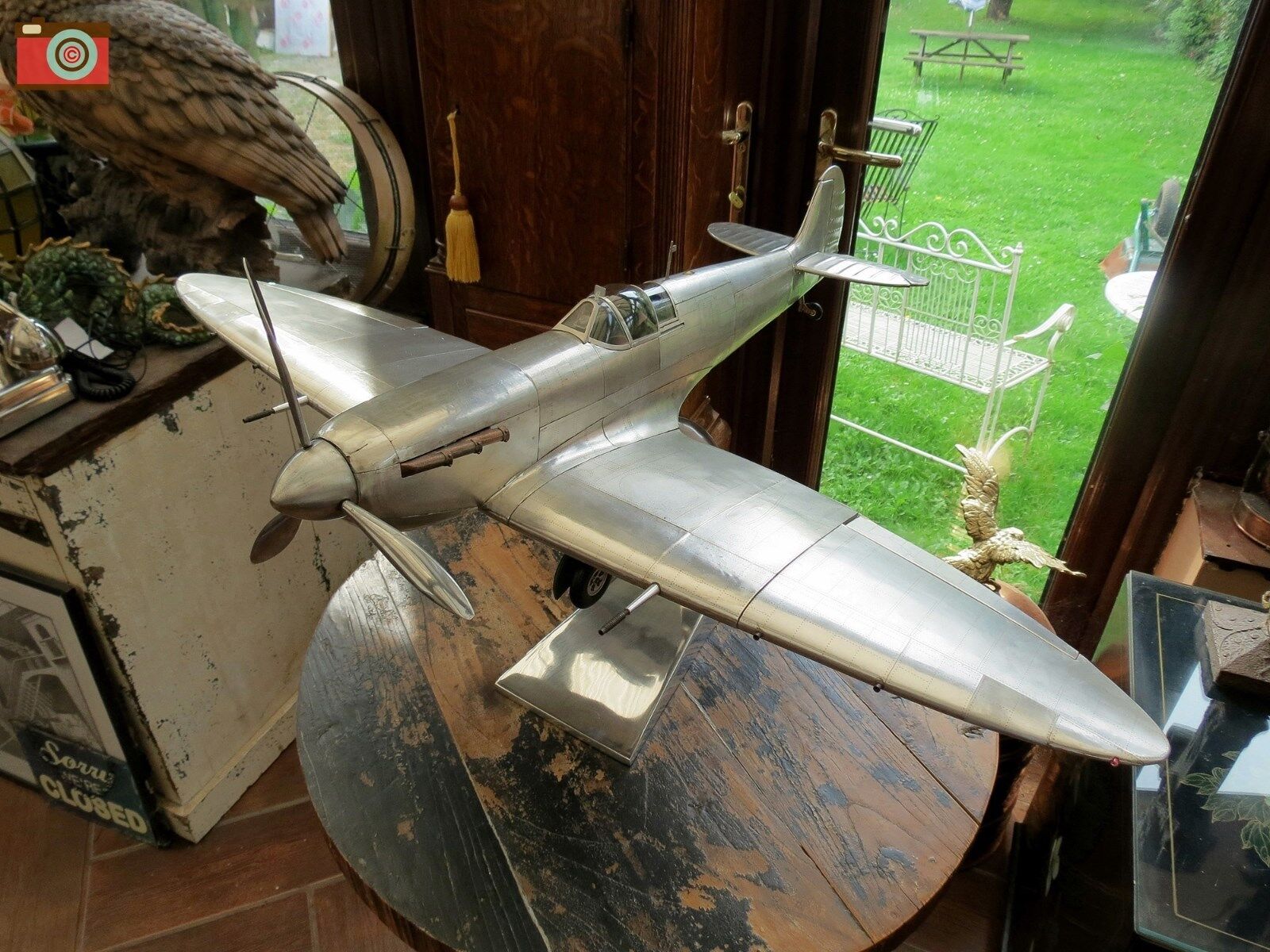 A WWII SPITFIRE MODEL. BEAUTIFUL REPLICA AIRCRAFT. AUTHENTIC MODELS. INCREDIBLE