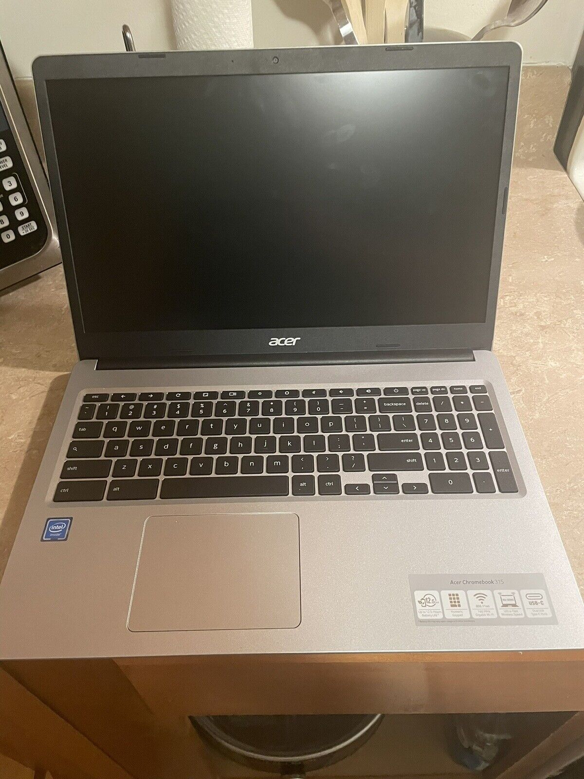 Acer Chromebook-Newer Only Used A Few Times. Comes With Charger And Case