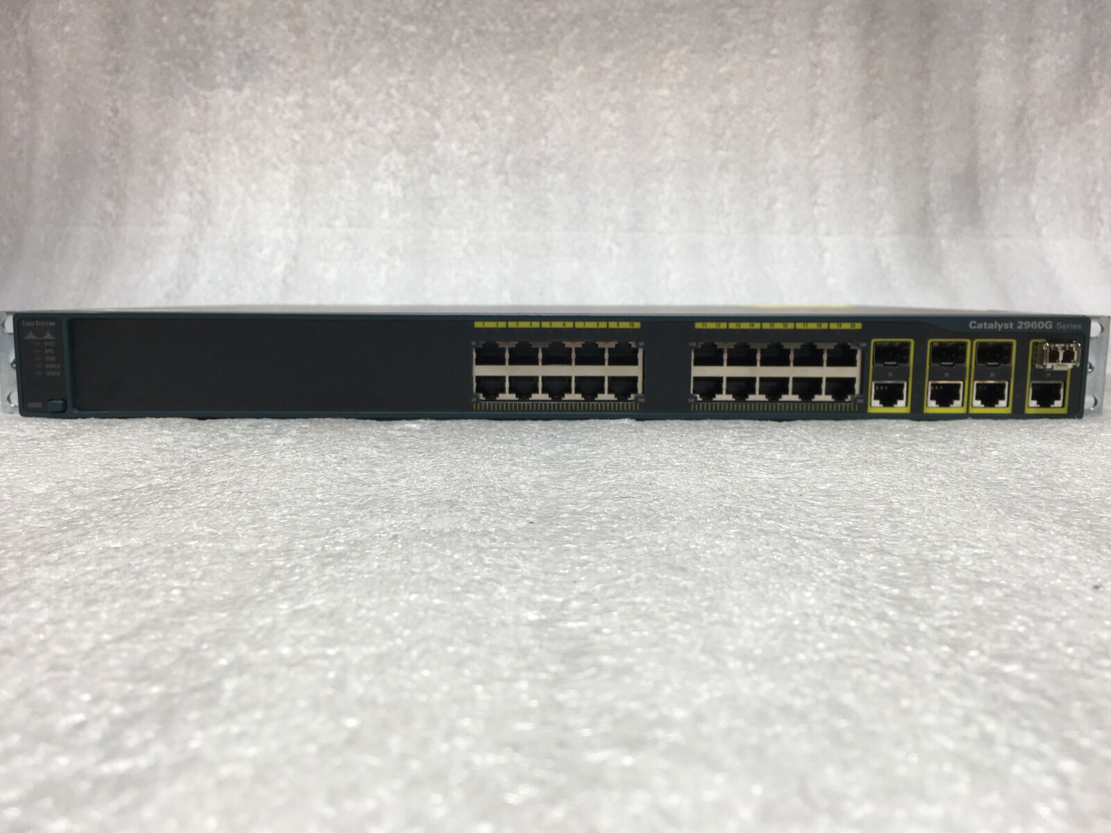 Cisco Catalyst WS-C2960G-24TC-L V04 24 Port Ethernet Gigabit Switch