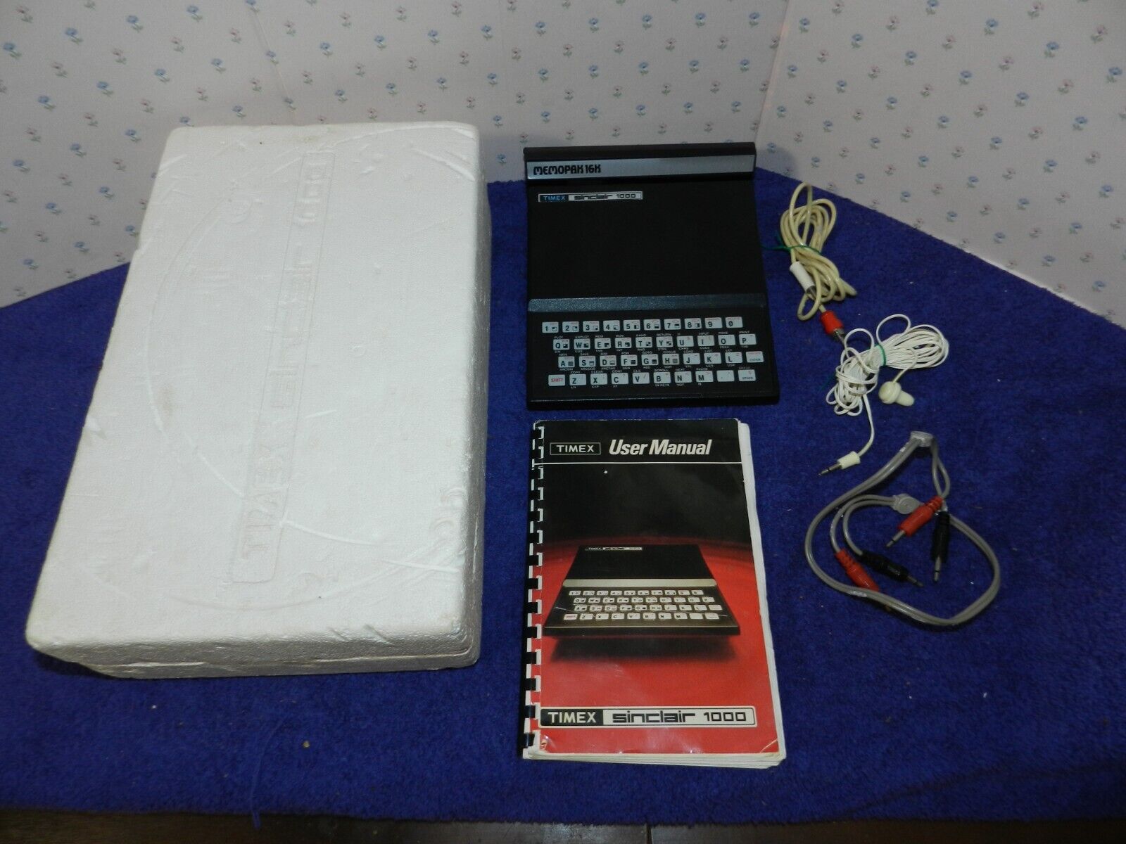 Vintage Timex Sinclair 1000 Computer W/ Manual Memopak 16K Manual Foam Inserts
