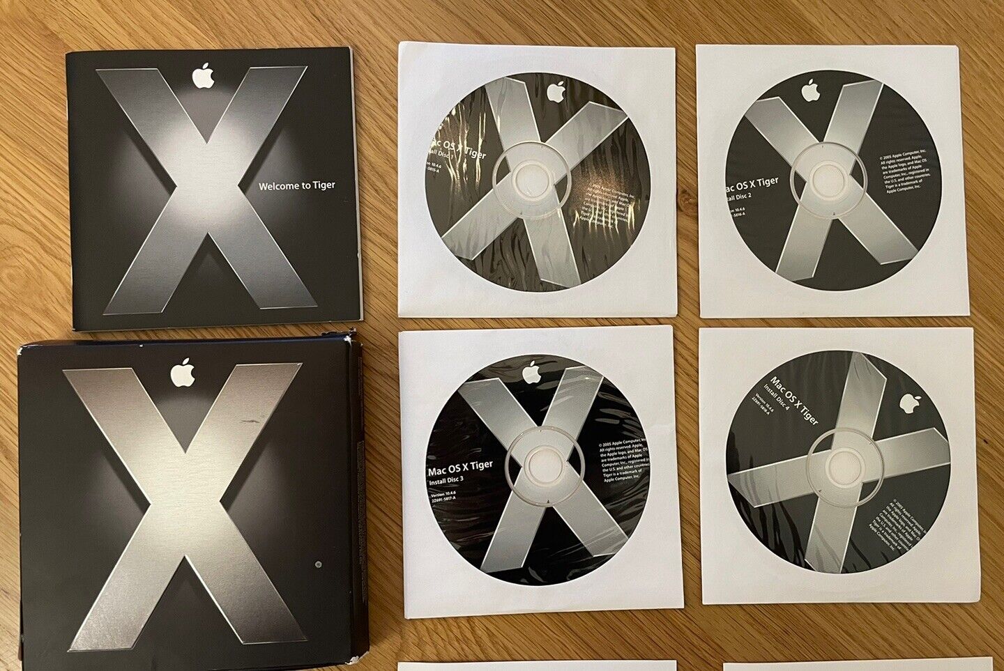 Apple Mac OS X 10.4.6 Tiger, Rare 4 CD Version, Extras