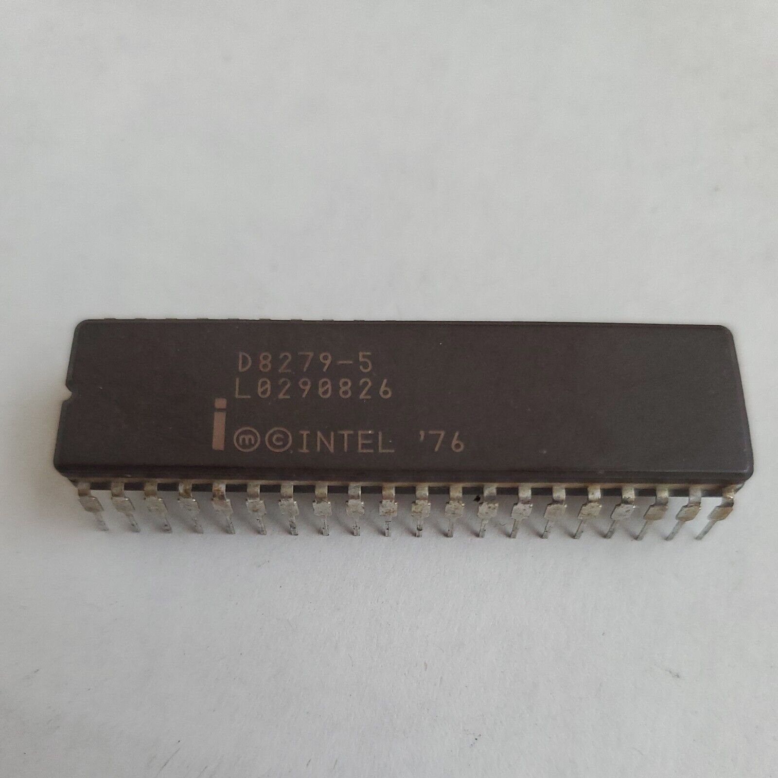 Vintage Intel D8279-5 Integrated Circuit IC Chip CPU L0290826 -1976 Great Shape