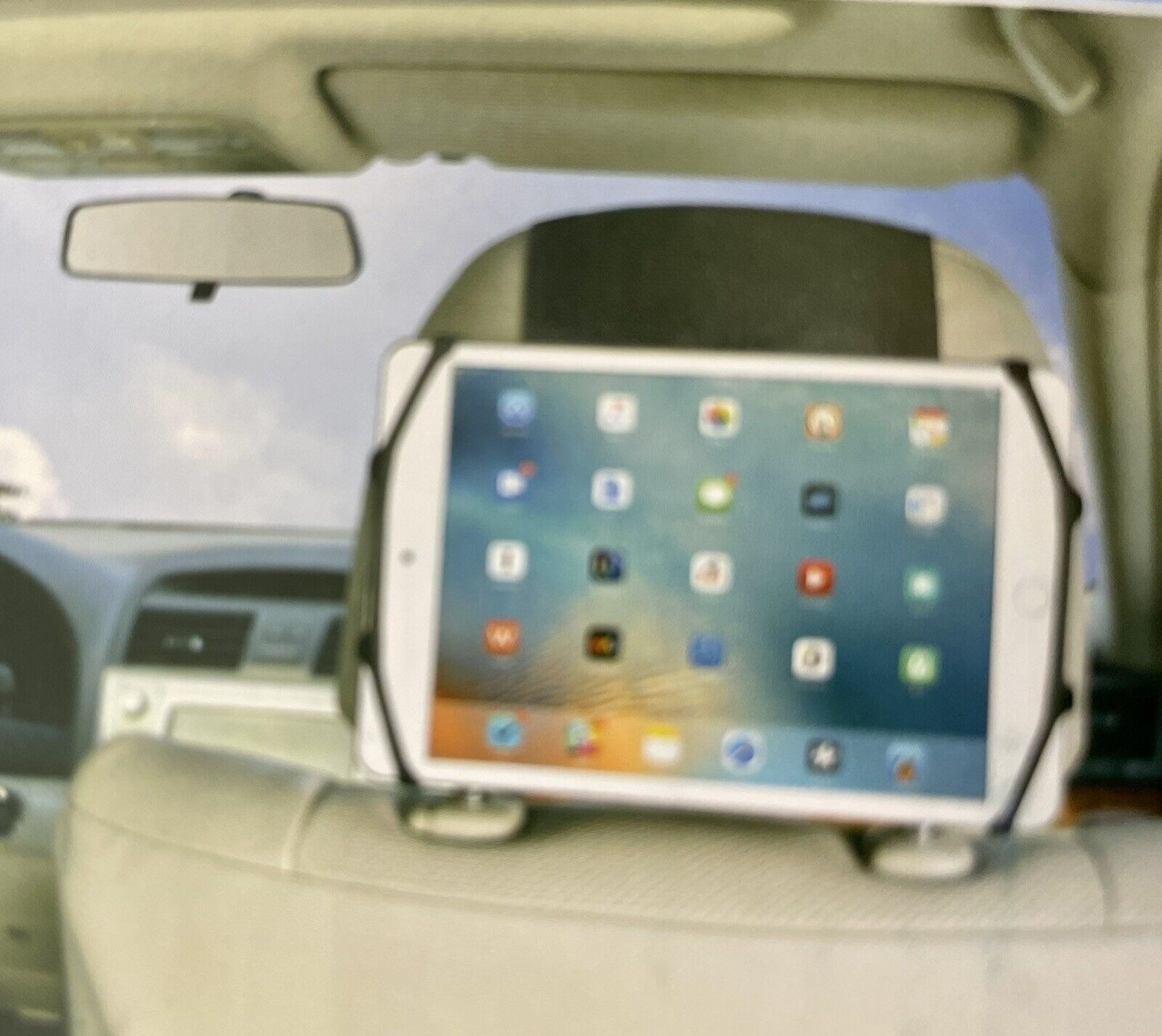 TFY Universal Car Headrest For Tablets & Phones