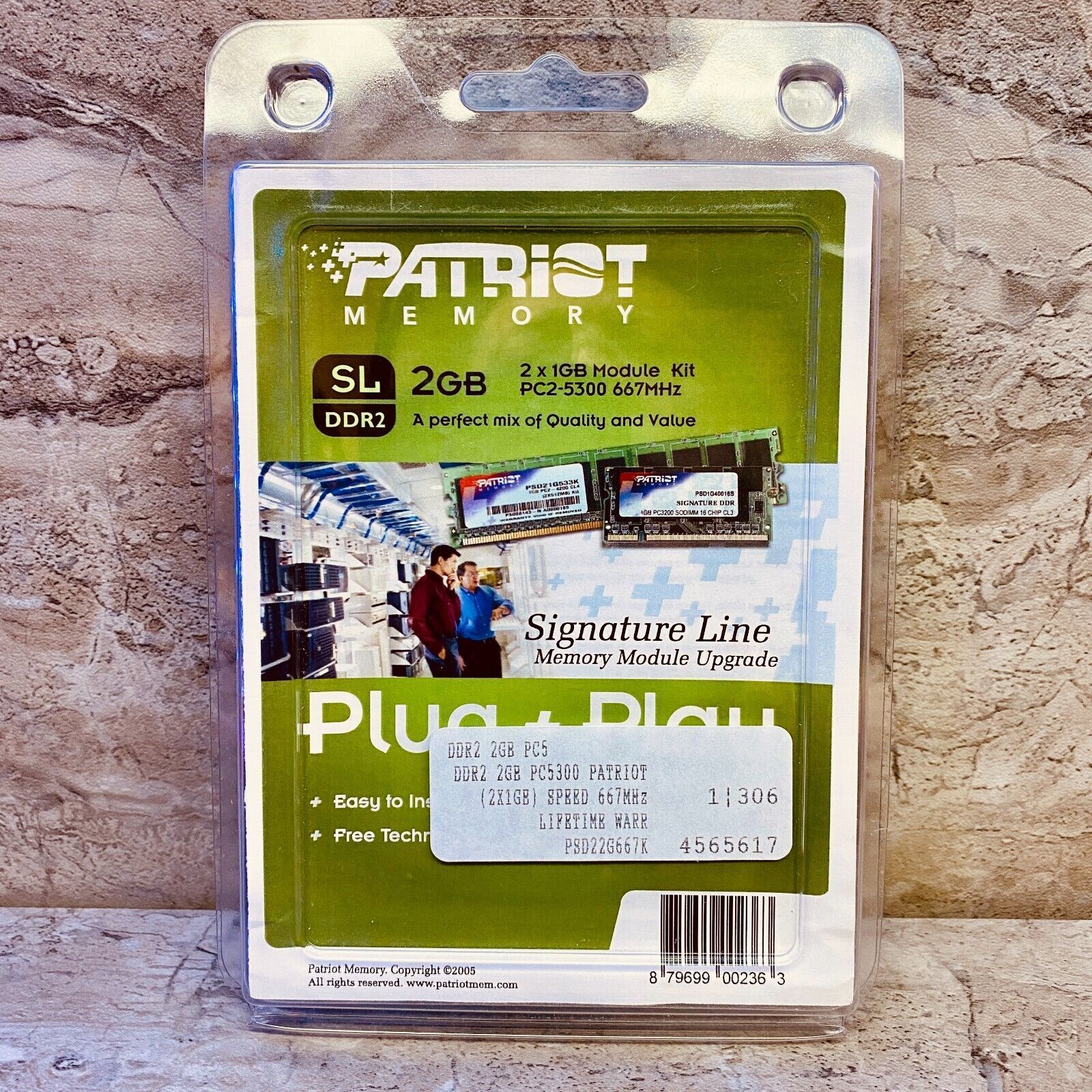 Patriot Kit of 2 (2x1GB) PSD22G667K 2GB PC2-5300 Memory